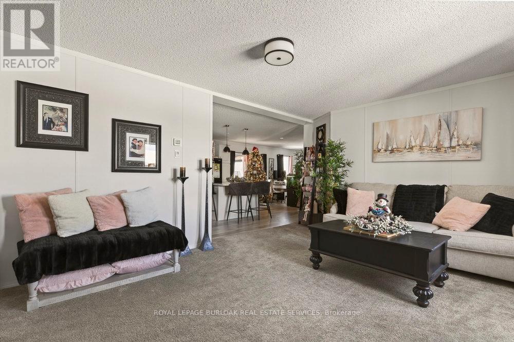 












29 HICKORY HOLLOW

,
Haldimand,




Ontario
N0A1L0

