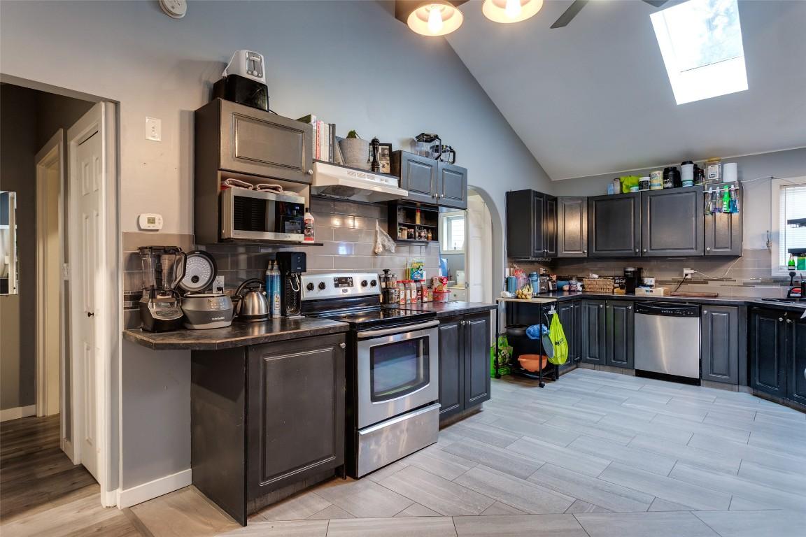 









1999


Highway 97

, 145,
West Kelowna,




BC
V1Z 1B2

