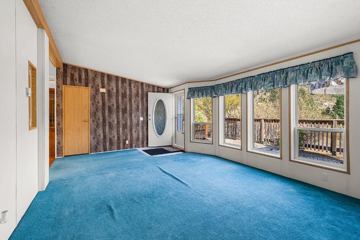 









9145


Cascade

Street,
Elko,




BC
V0B 1T3

