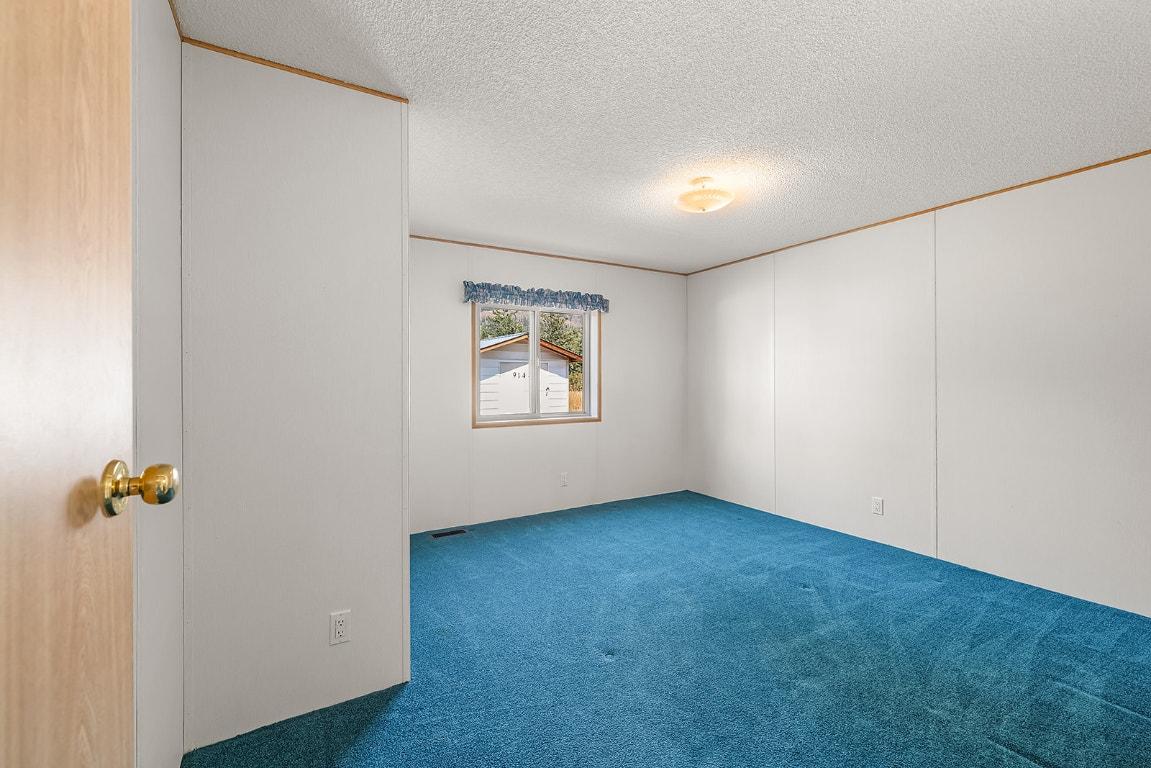 









9145


Cascade

Street,
Elko,




BC
V0B 1T3

