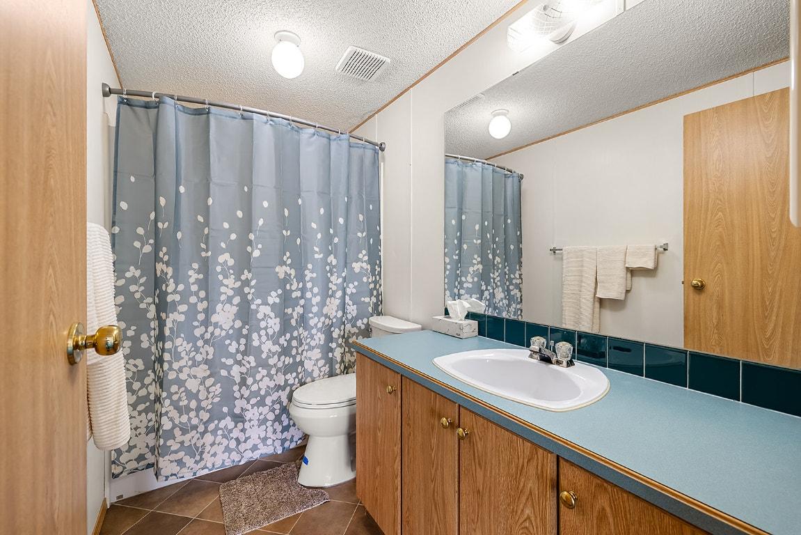 









9145


Cascade

Street,
Elko,




BC
V0B 1T3

