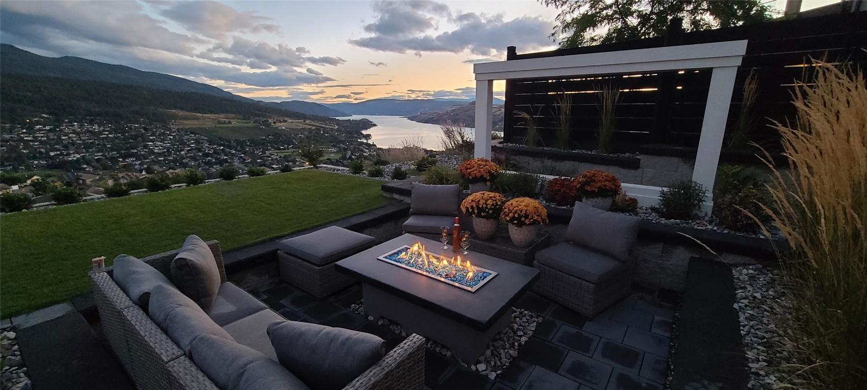 









608


Mt Ida

Crescent,
Coldstream,




BC
V1B 3Z6

