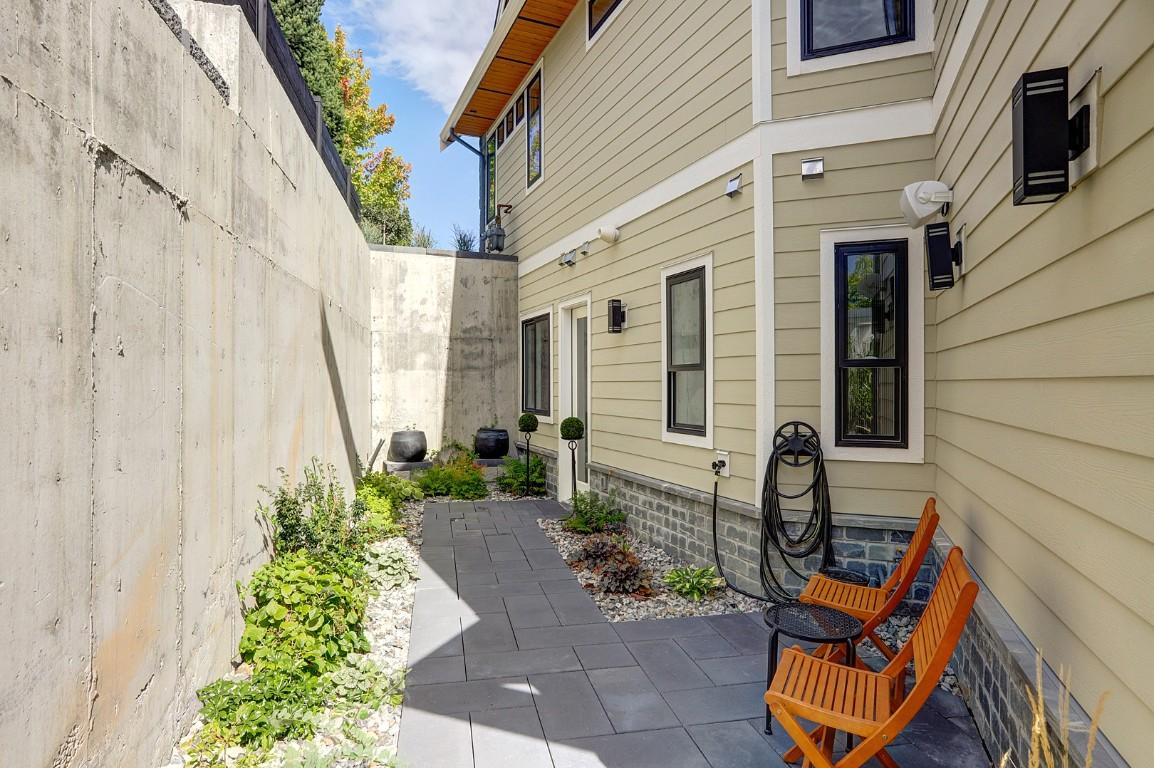 









608


Mt Ida

Crescent,
Coldstream,




BC
V1B 3Z6

