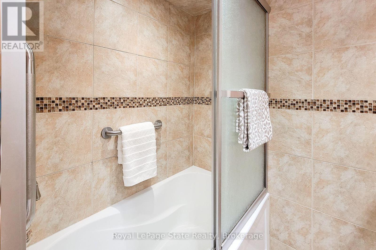 












108 - 510 QUEENSTON ROAD

,
Hamilton (Corman),




Ontario
L8K1J3

