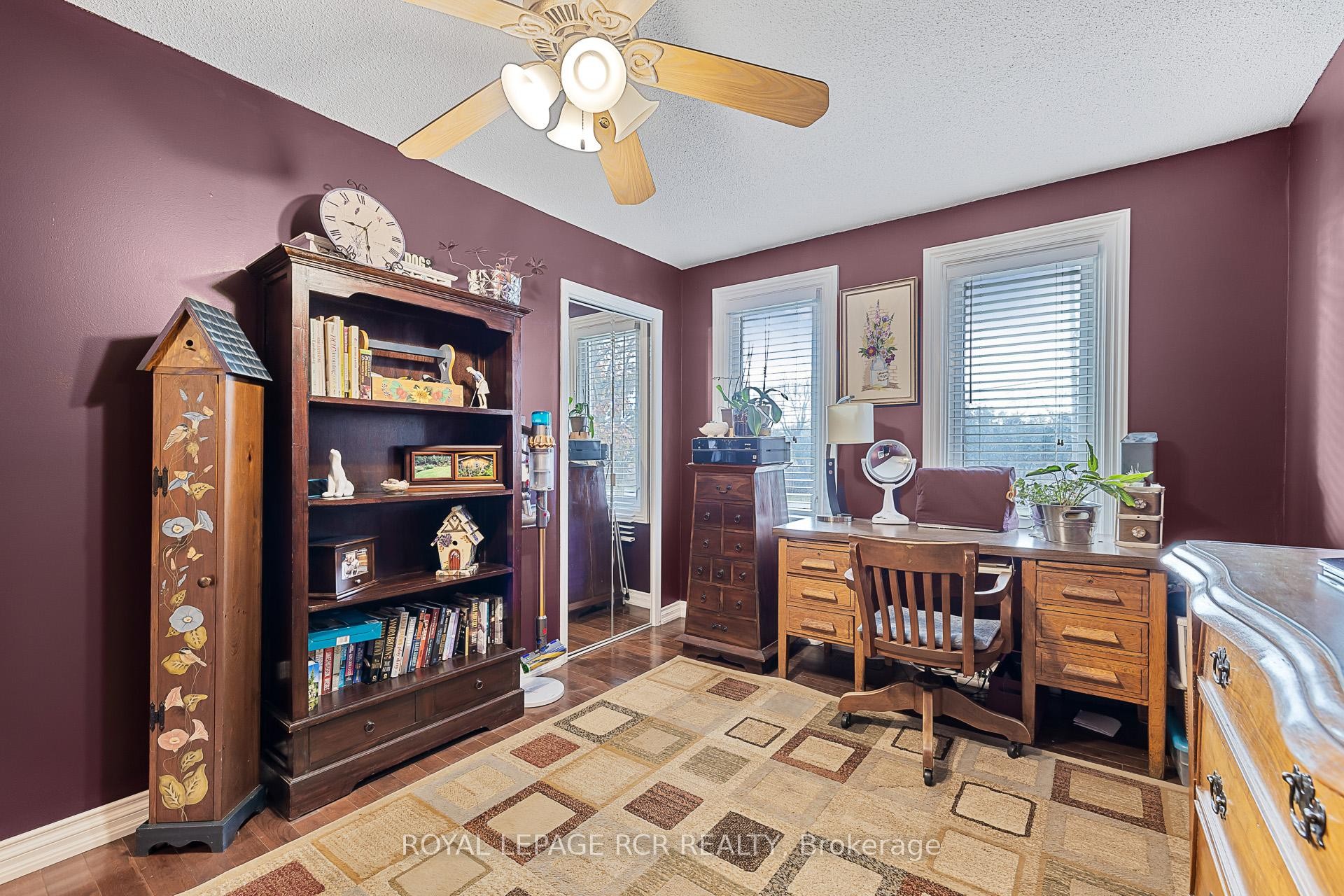 









99


Toll

Road,
East Gwillimbury,




ON
L9N 1G7

