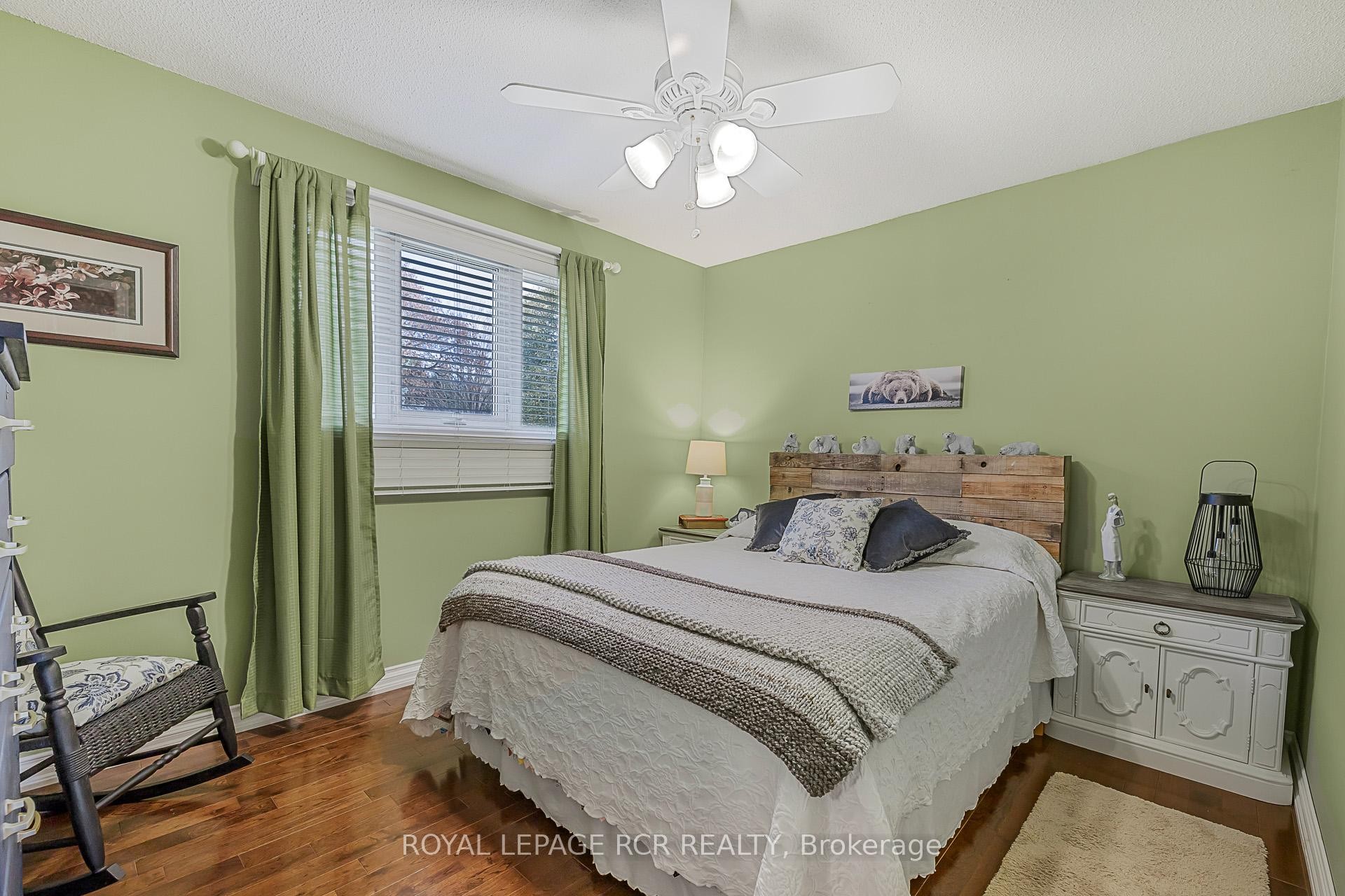 









99


Toll

Road,
East Gwillimbury,




ON
L9N 1G7

