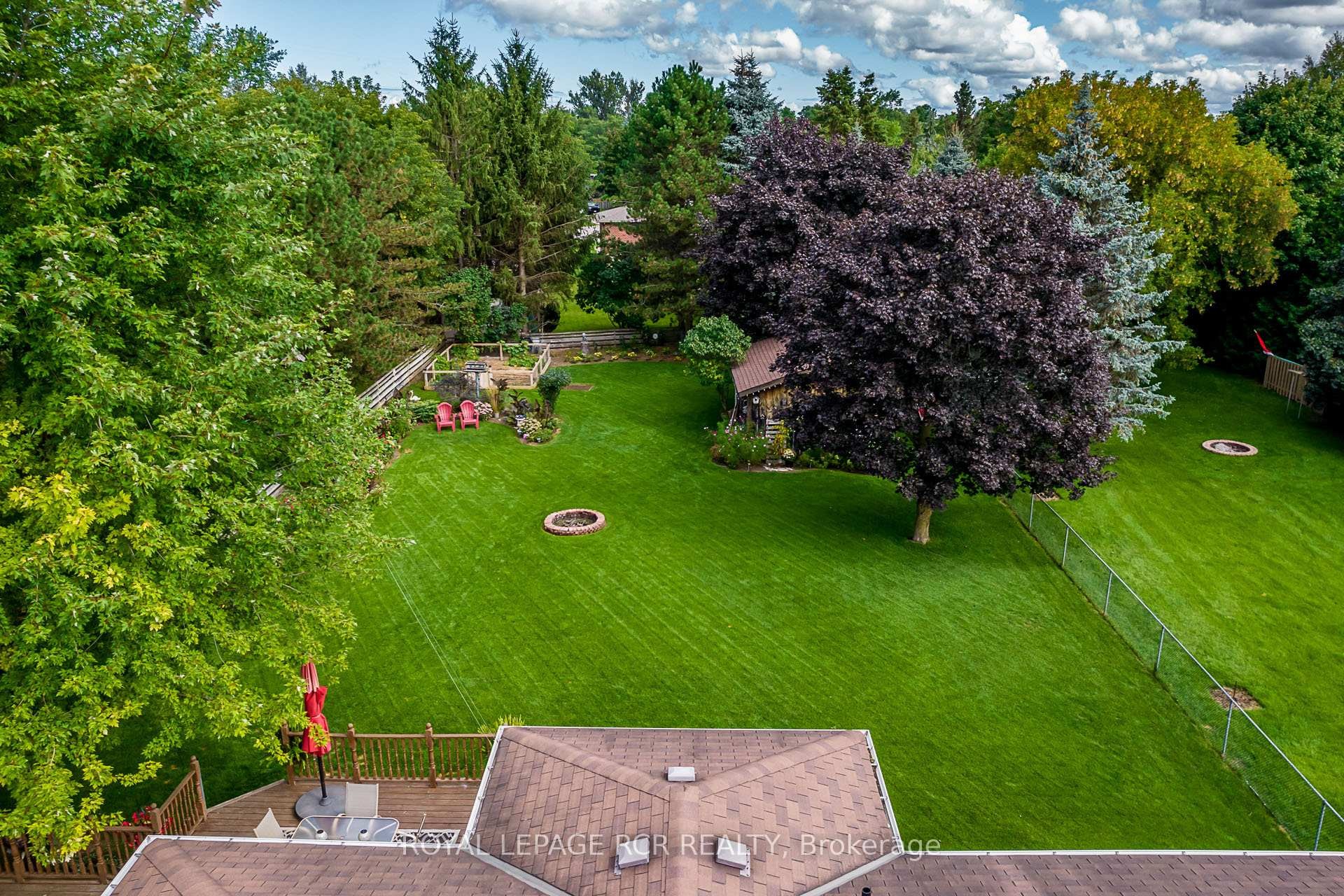 









99


Toll

Road,
East Gwillimbury,




ON
L9N 1G7

