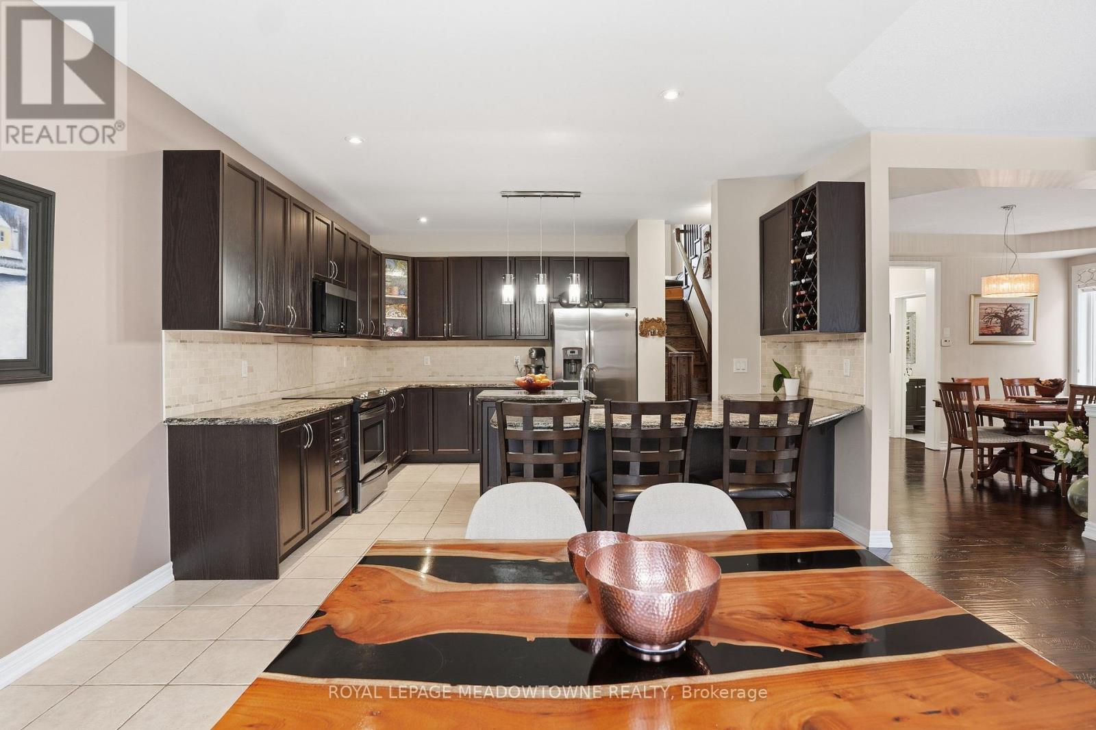 












633 WETTLAUFER TERRACE

,
Milton,




Ontario
L9T8N1

