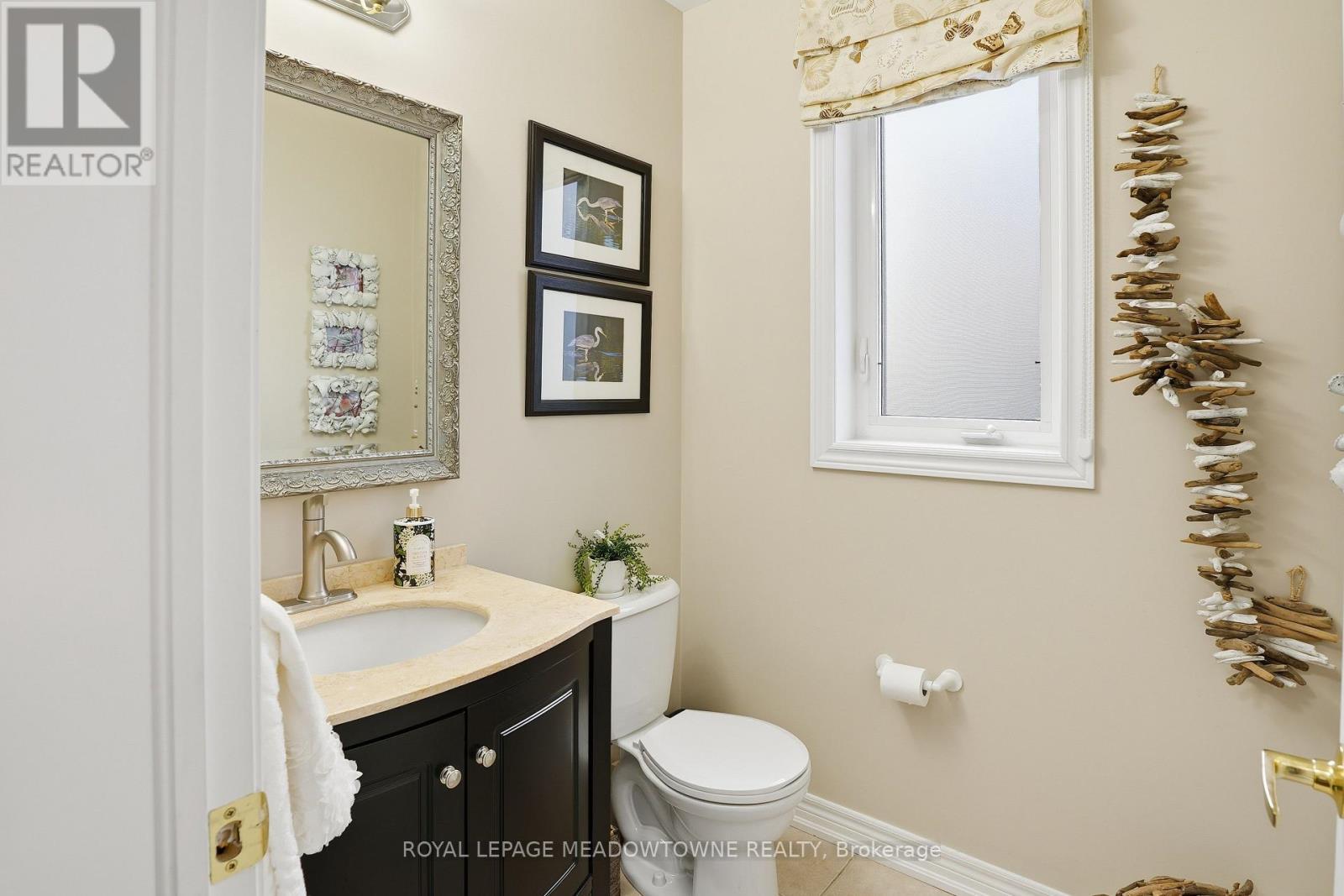 












633 WETTLAUFER TERRACE

,
Milton,




Ontario
L9T8N1

