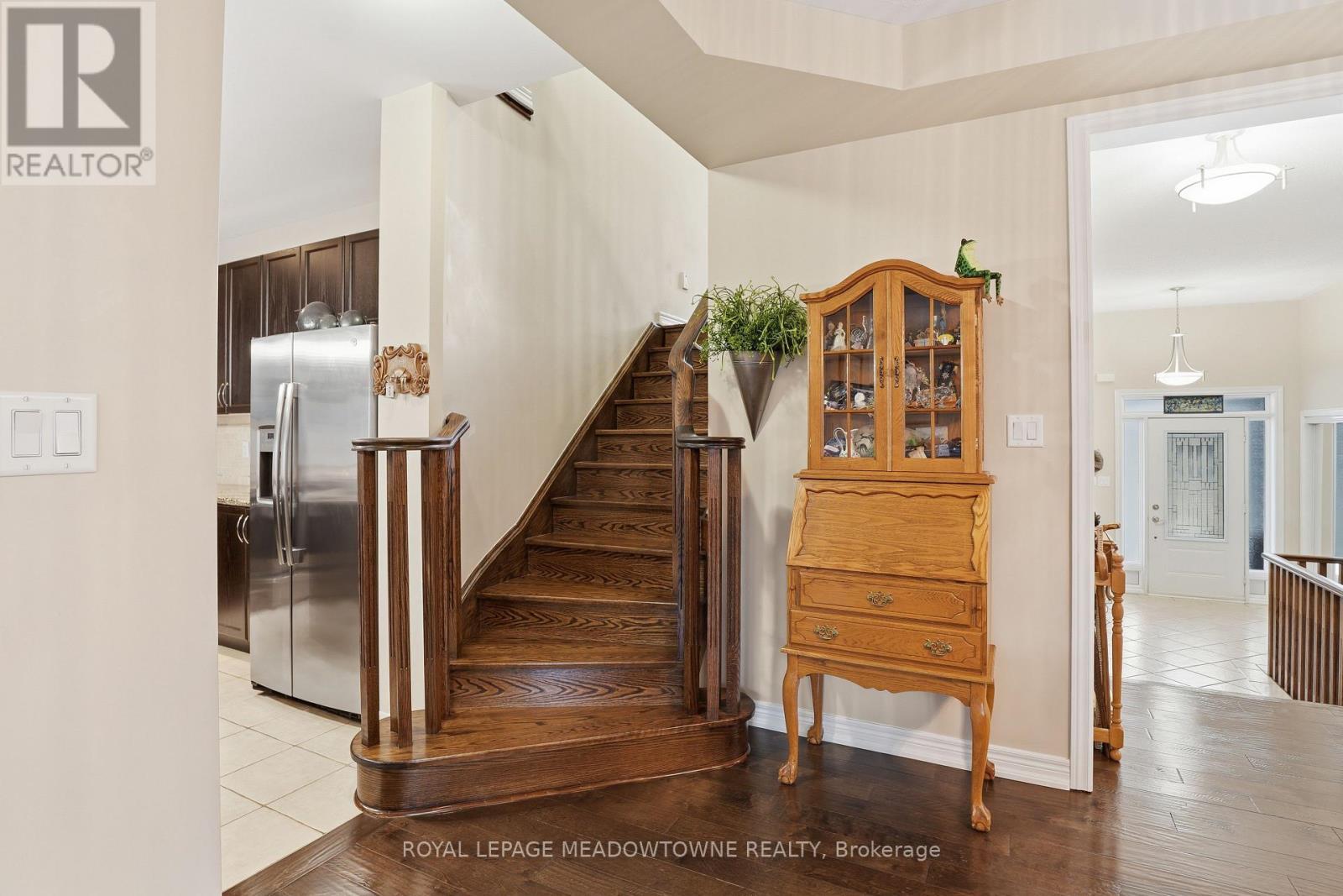 












633 WETTLAUFER TERRACE

,
Milton,




Ontario
L9T8N1

