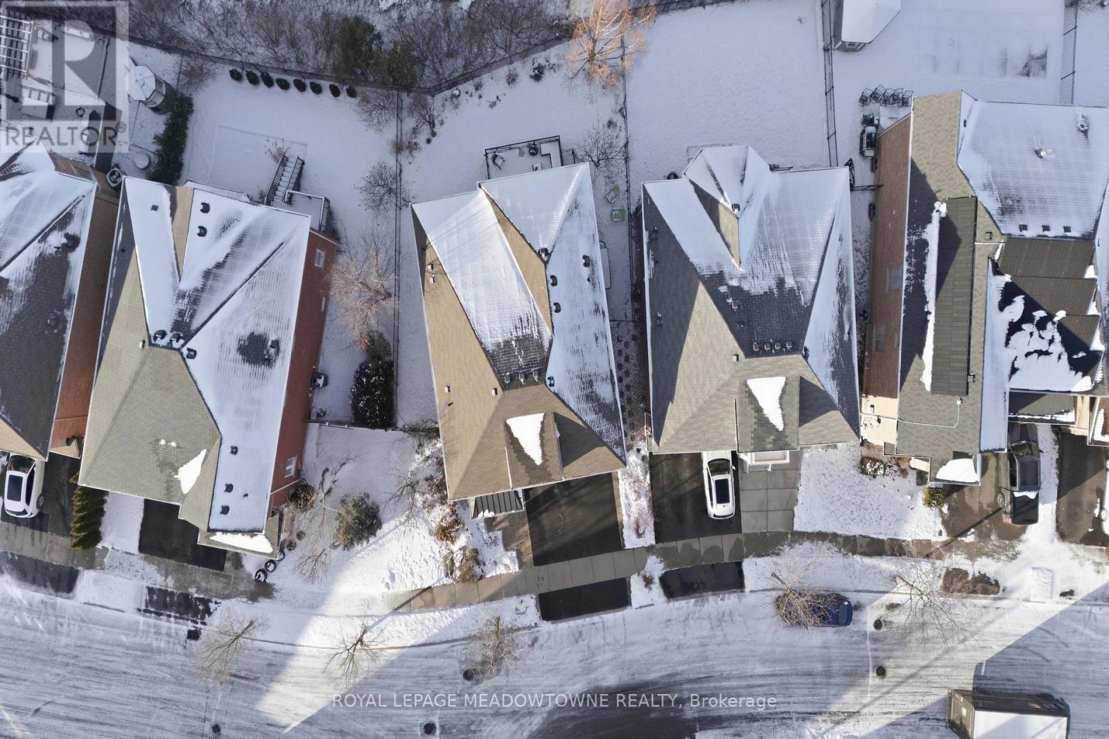 












633 WETTLAUFER TERRACE

,
Milton,




Ontario
L9T8N1

