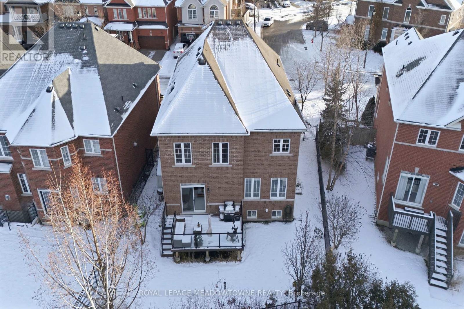 












633 WETTLAUFER TERRACE

,
Milton,




Ontario
L9T8N1

