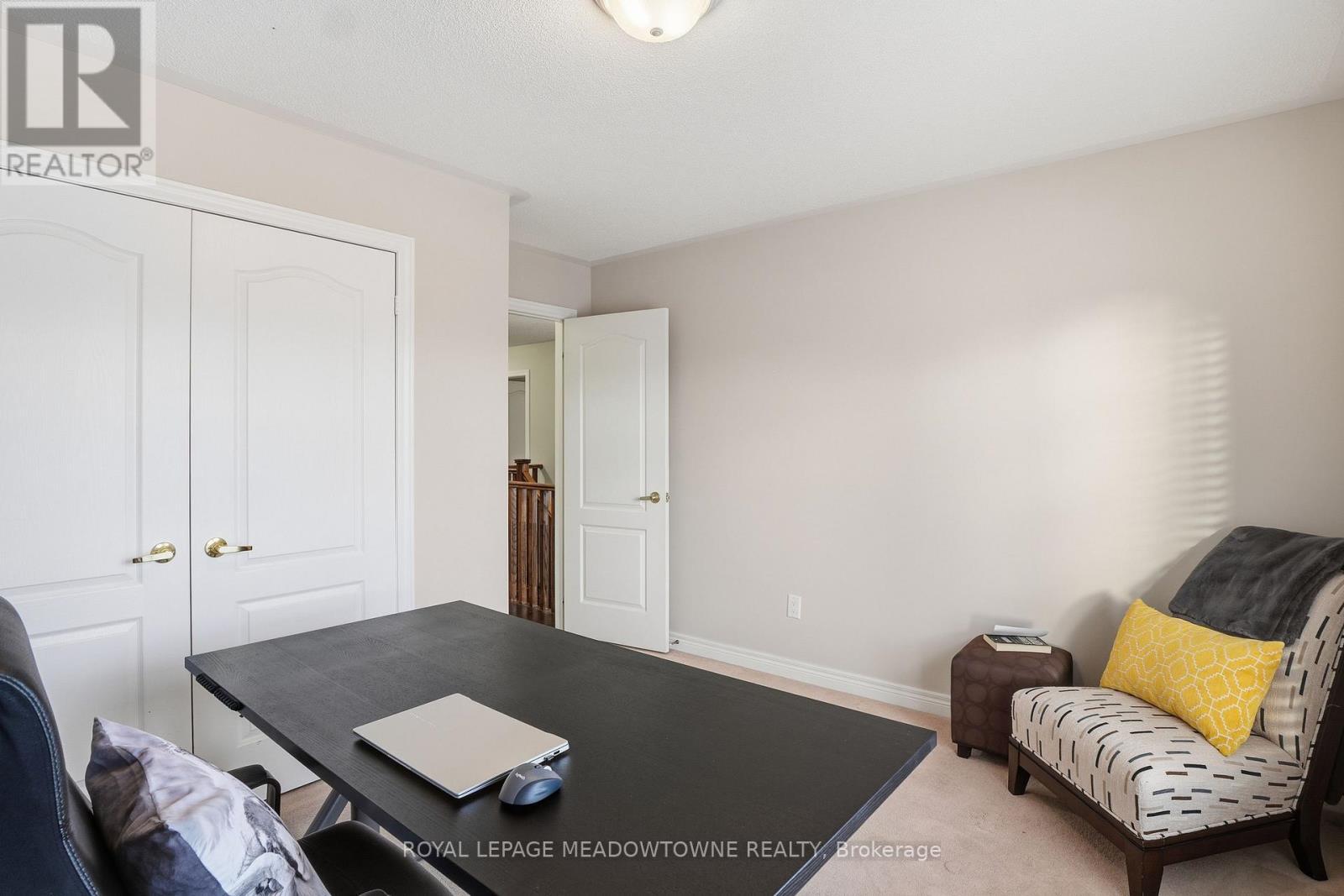 












633 WETTLAUFER TERRACE

,
Milton,




Ontario
L9T8N1

