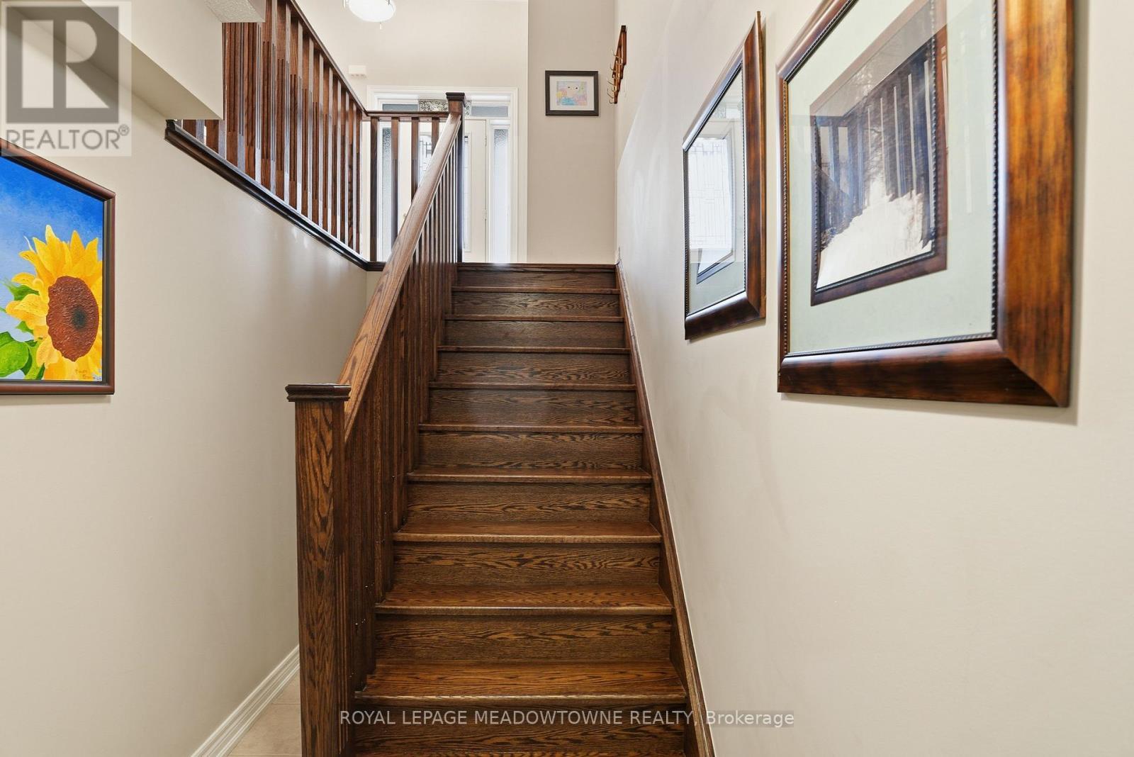 












633 WETTLAUFER TERRACE

,
Milton,




Ontario
L9T8N1

