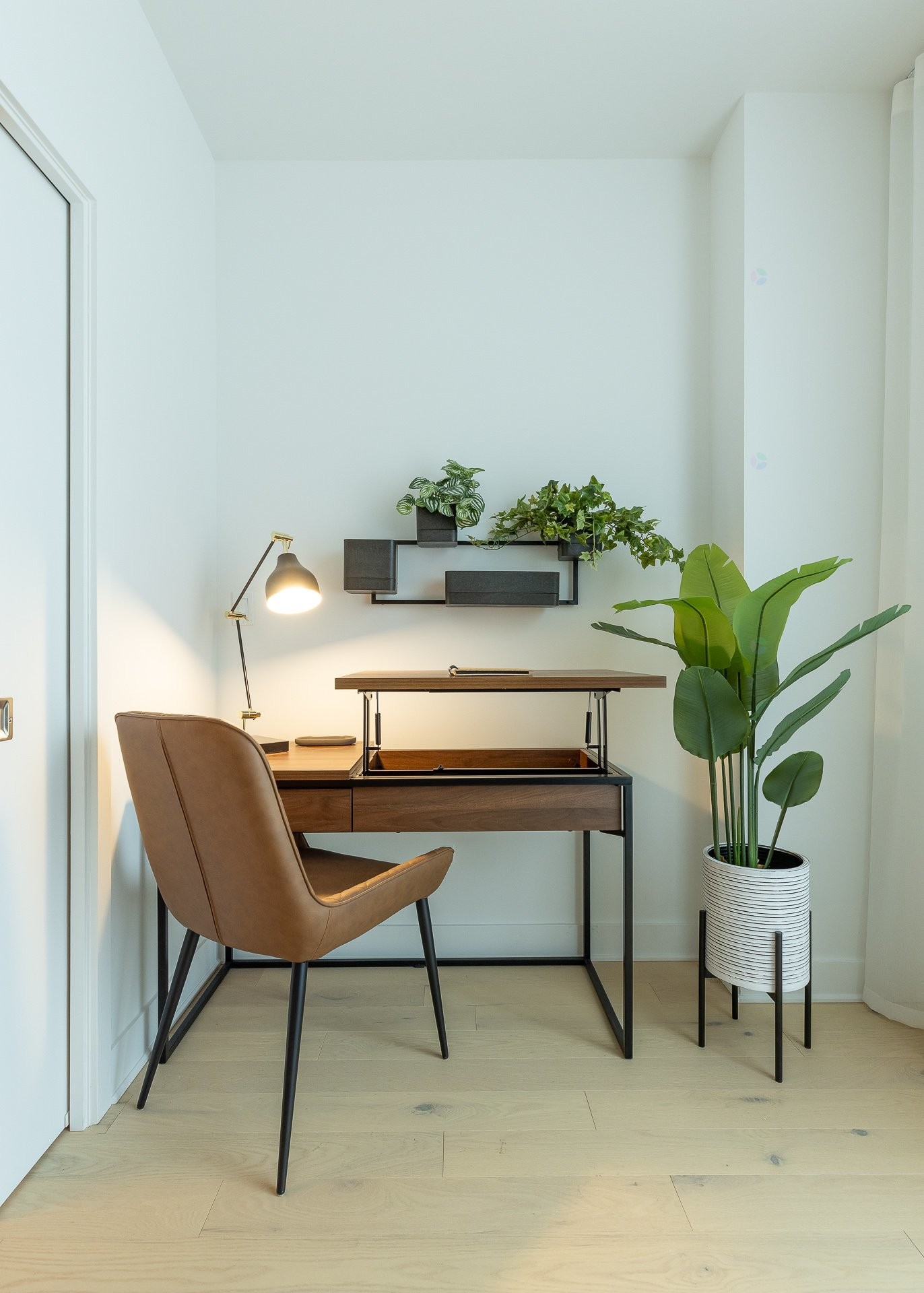 









200


Rue Marie-Charles-Le Moyne

, 1209,
Longueuil (Le Vieux-Longueuil),




QC
J4K8C2

