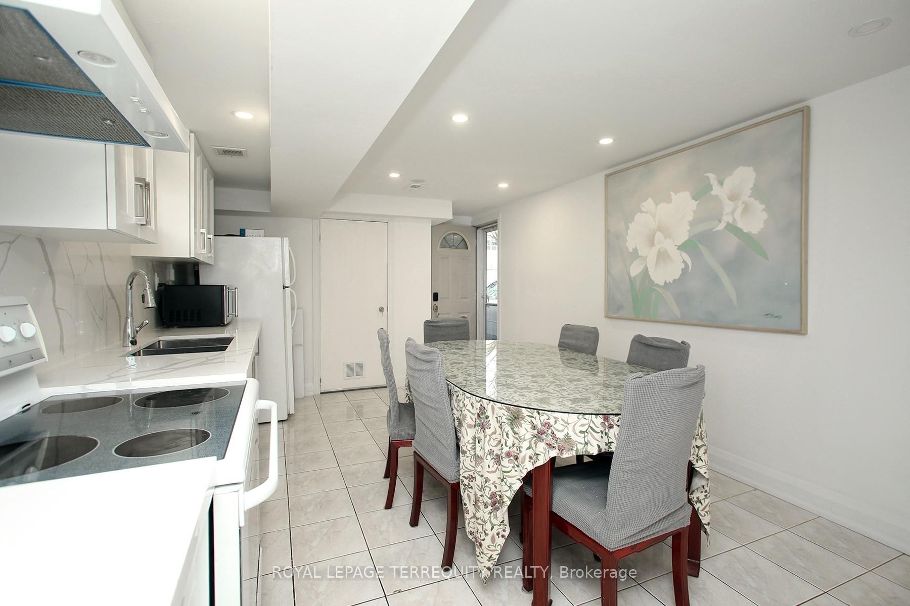 









104


Snowhill

Crescent, BSMT,
Toronto,




ON
M1S 3T5

