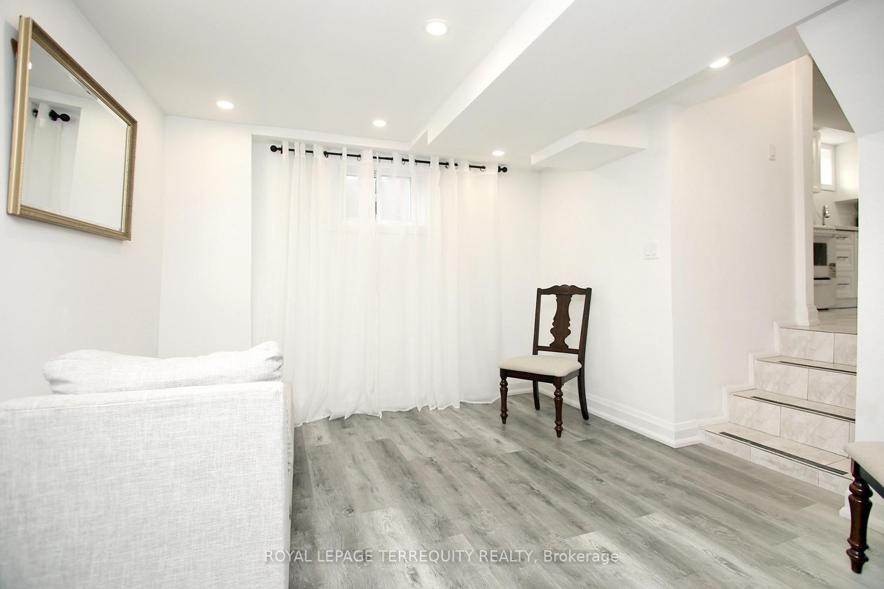 









104


Snowhill

Crescent, BSMT,
Toronto,




ON
M1S 3T5

