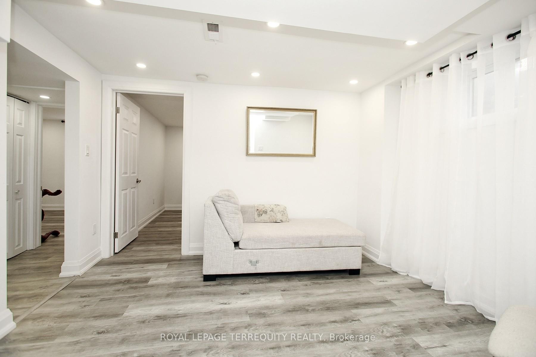 









104


Snowhill

Crescent, BSMT,
Toronto,




ON
M1S 3T5

