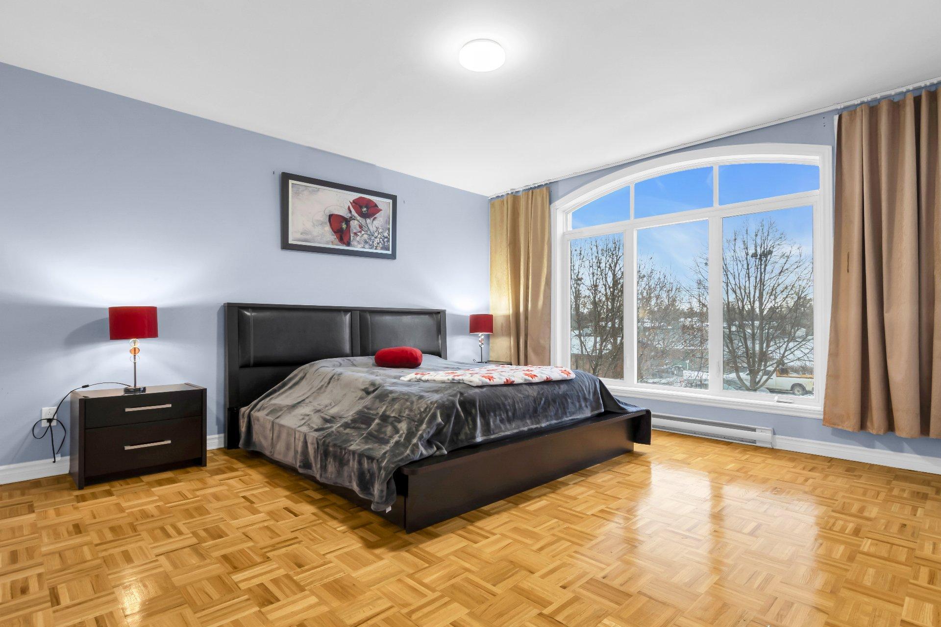 









12809


Rue Brook

,
Montréal (Pierrefonds-Roxboro),




QC
H8Z1C1

