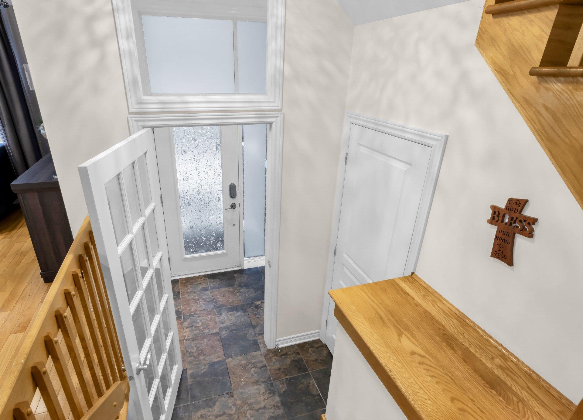 









12809


Rue Brook

,
Montréal (Pierrefonds-Roxboro),




QC
H8Z1C1

