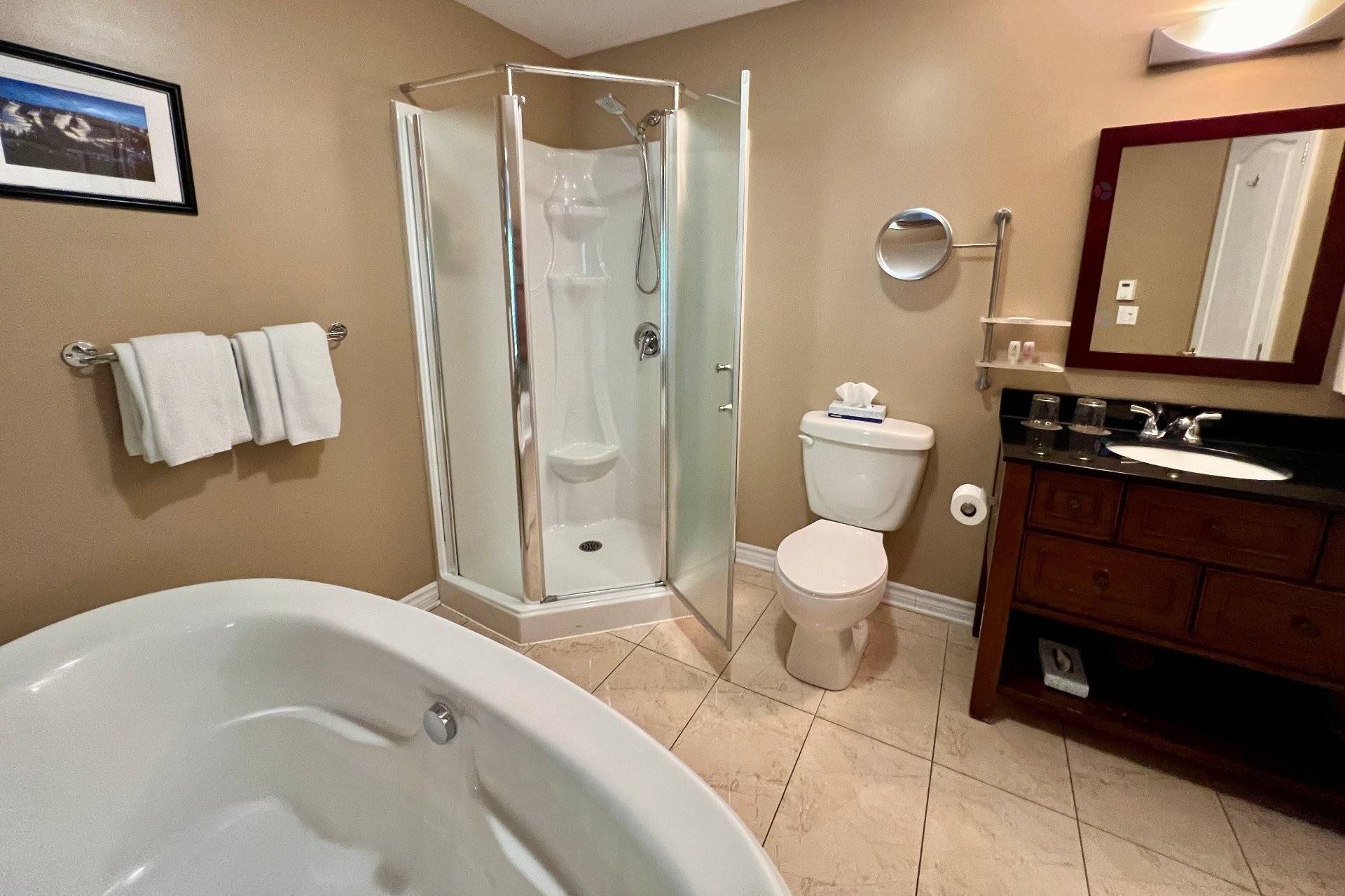 









500


Ch. des Frênes

, 206,
Piedmont,




QC
J0R1K0

