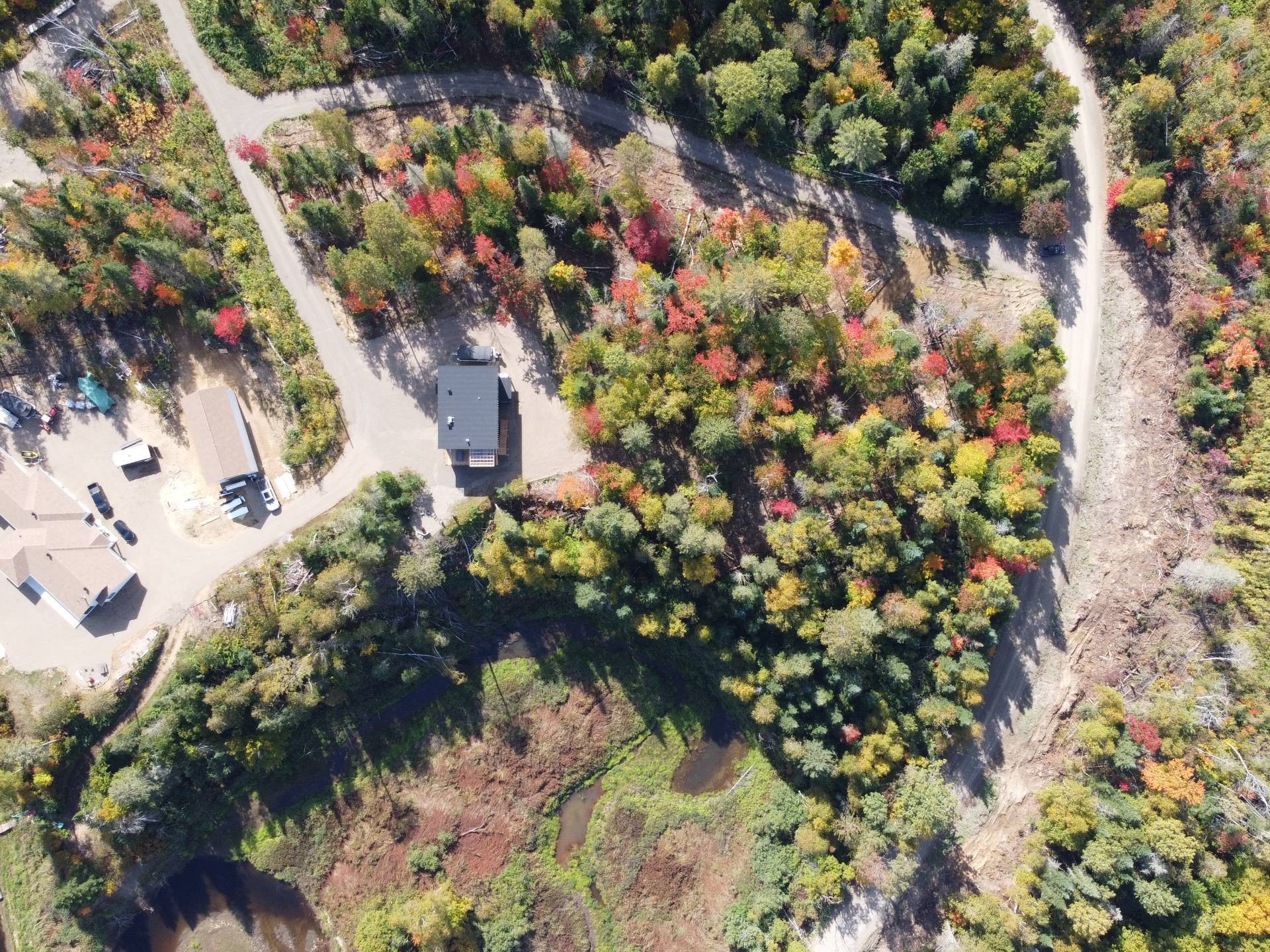 









394


Ch. des Bêtes-Puantes

,
Lac-Normand,







QC
G0X2C0

