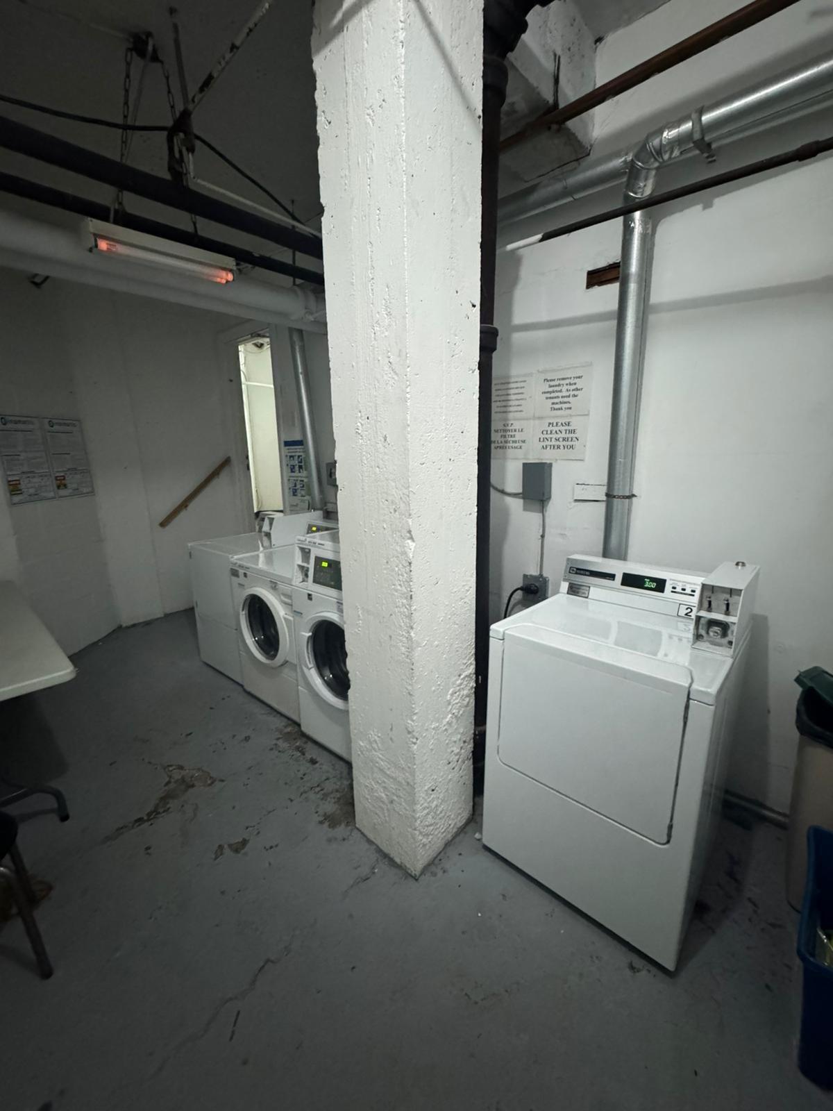 









6


Place Park

,
Westmount,




QC
H3Z2K5

