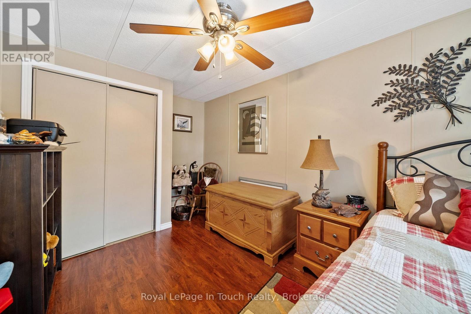 












7 - 5411 ELLIOTT SIDE ROAD

,
Tay,




Ontario
L4R4K3

