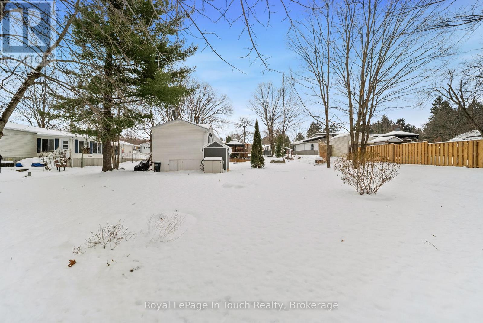 












7 - 5411 ELLIOTT SIDE ROAD

,
Tay,




Ontario
L4R4K3

