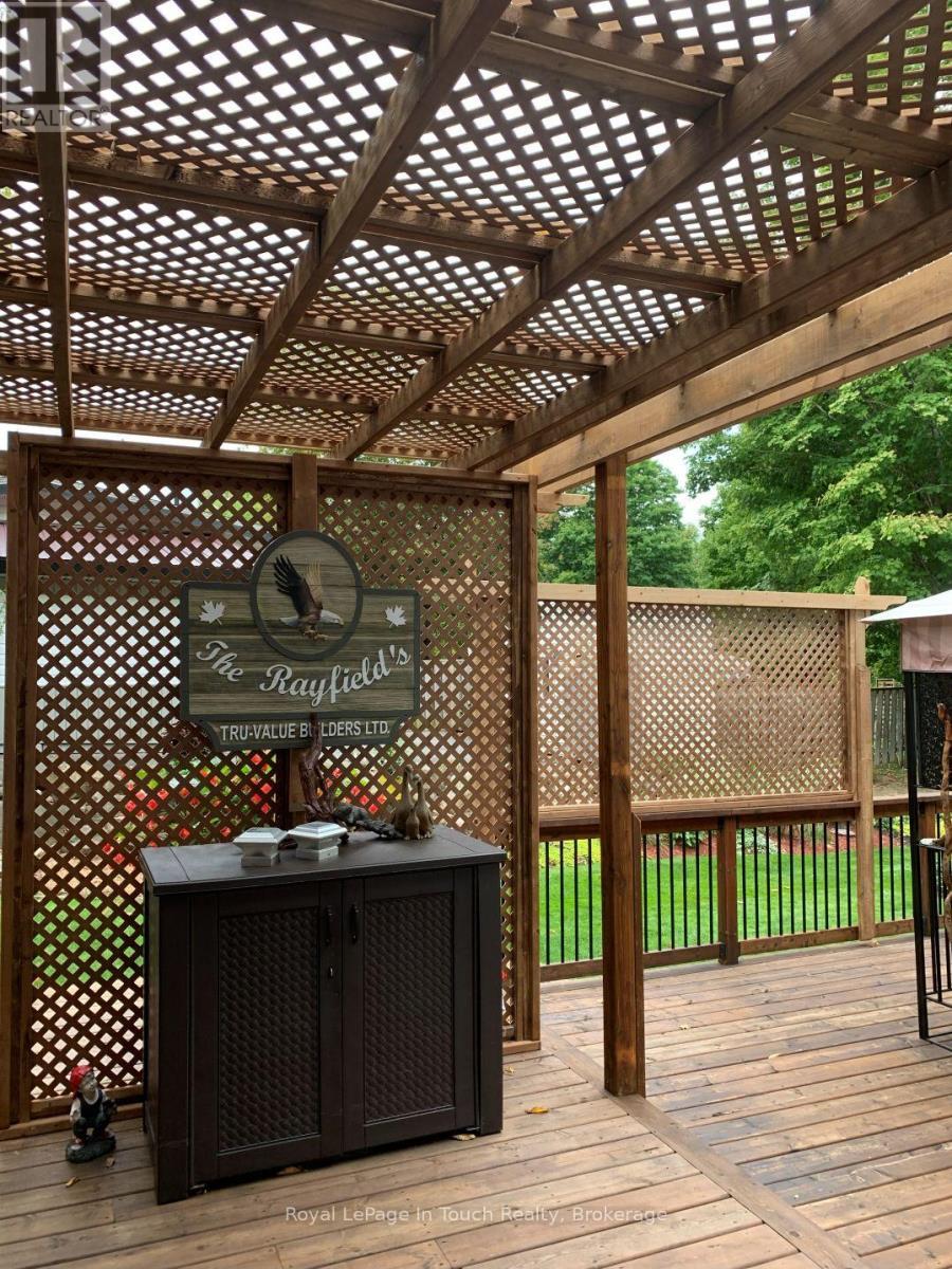 












7 - 5411 ELLIOTT SIDE ROAD

,
Tay,




Ontario
L4R4K3

