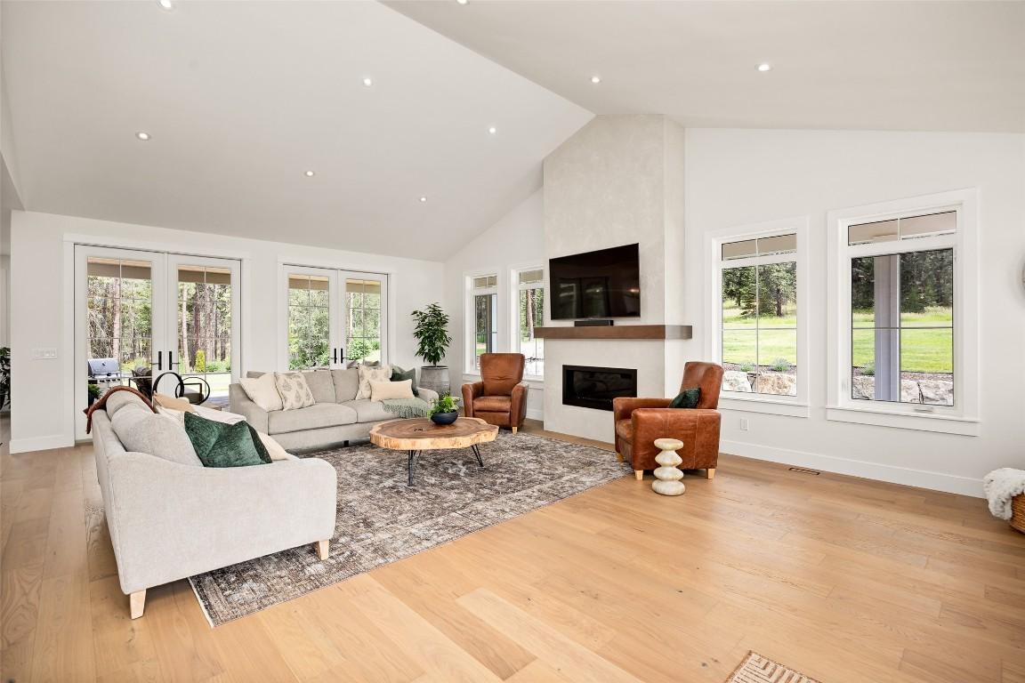 









4135


June Springs

Road,
Kelowna,




BC
V1W 4C9

