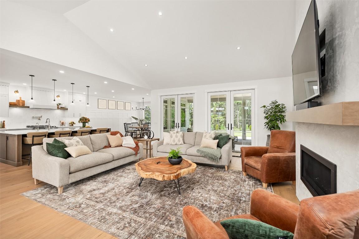 









4135


June Springs

Road,
Kelowna,




BC
V1W 4C9

