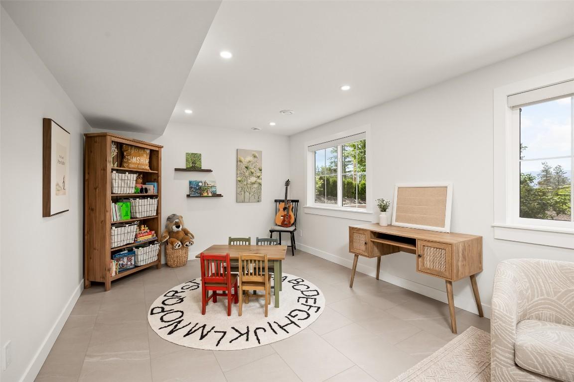 









4135


June Springs

Road,
Kelowna,




BC
V1W 4C9

