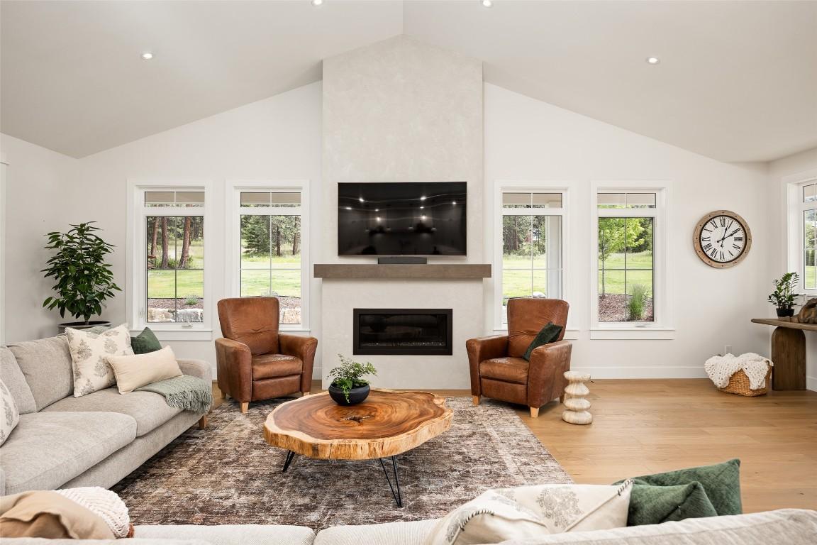 









4135


June Springs

Road,
Kelowna,




BC
V1W 4C9

