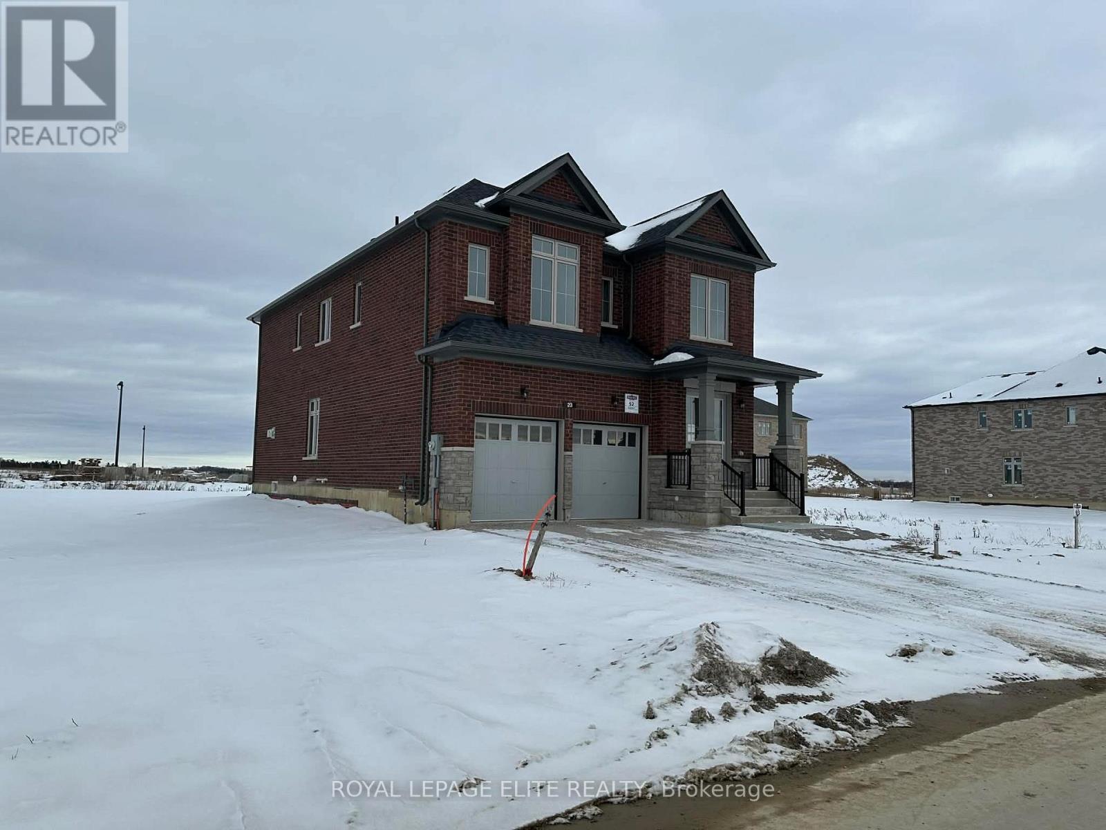 












23 ADDISON STREET

,
Caledon,




Ontario
L7C4P6

