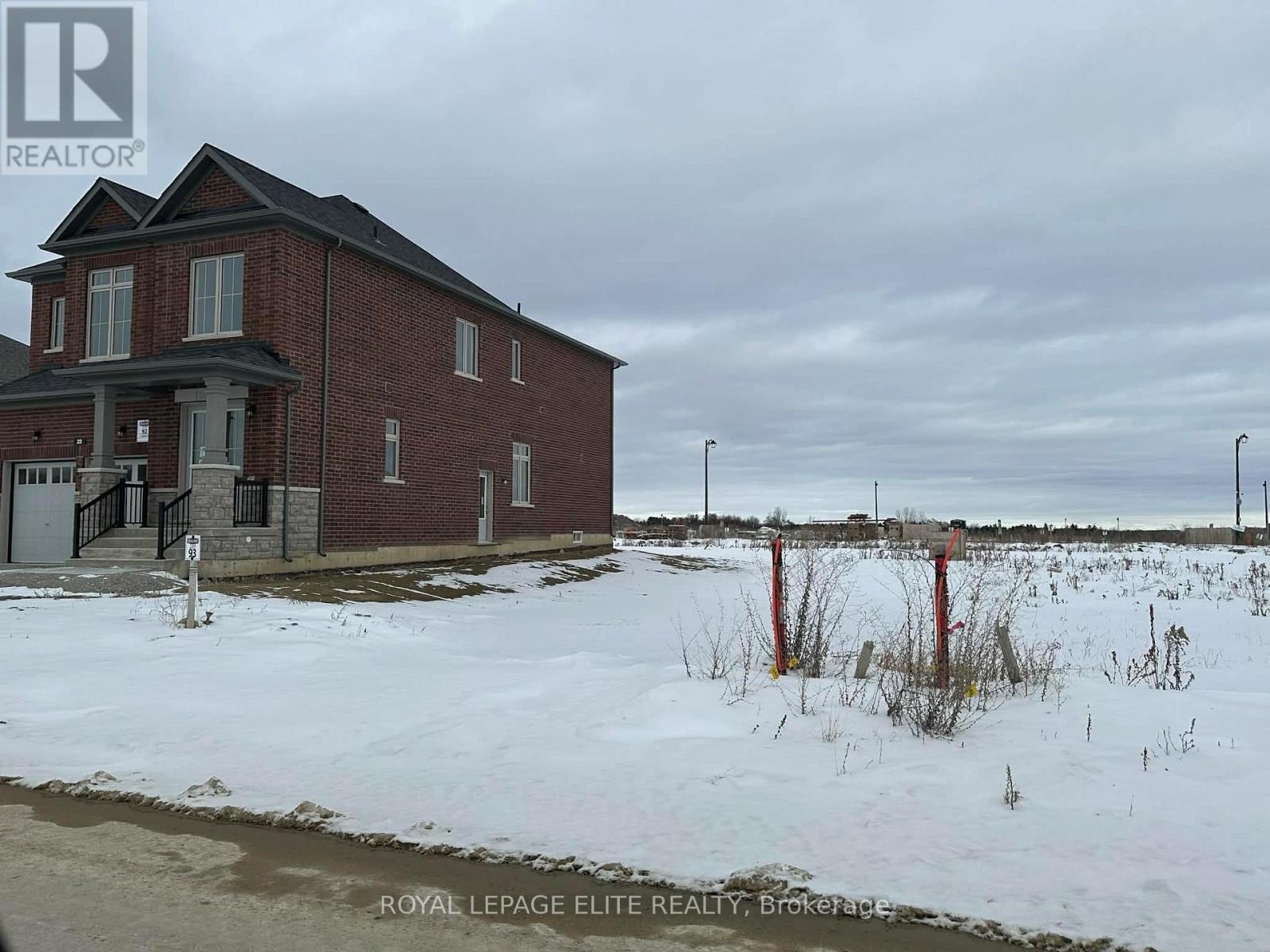 












23 ADDISON STREET

,
Caledon,




Ontario
L7C4P6

