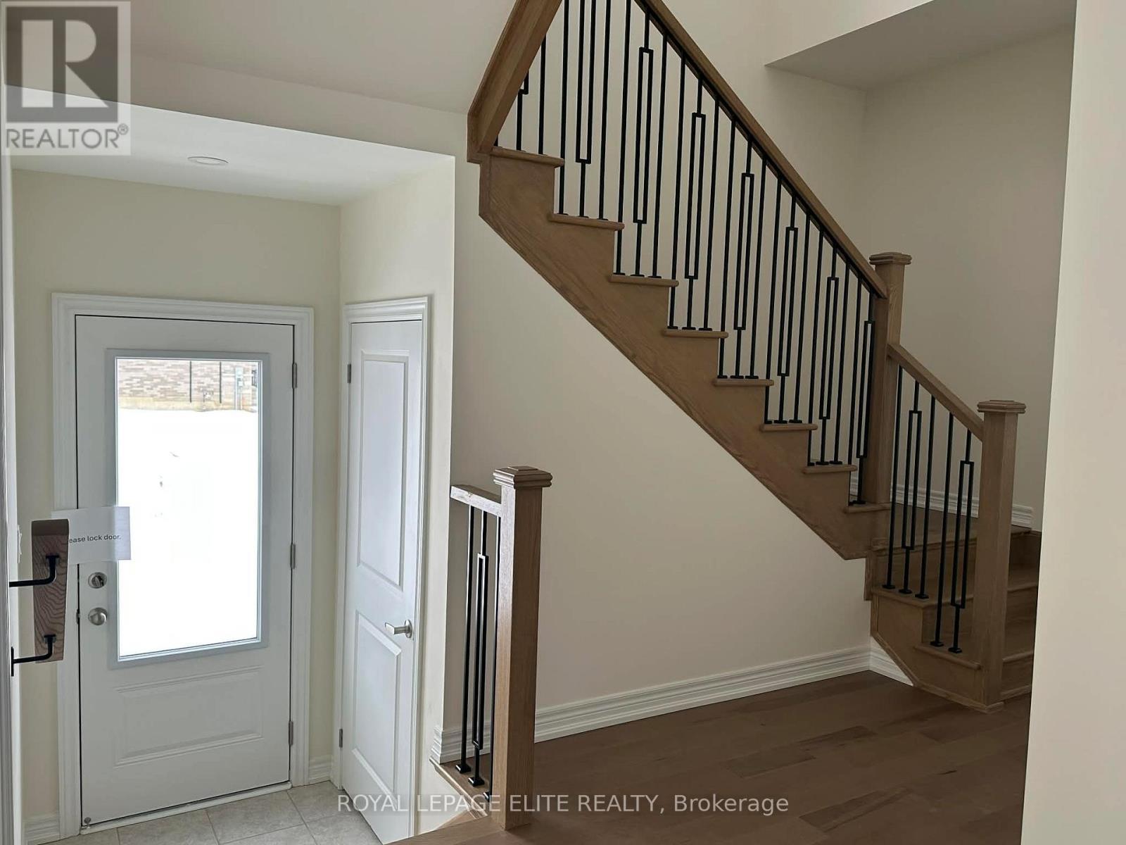 












23 ADDISON STREET

,
Caledon,




Ontario
L7C4P6

