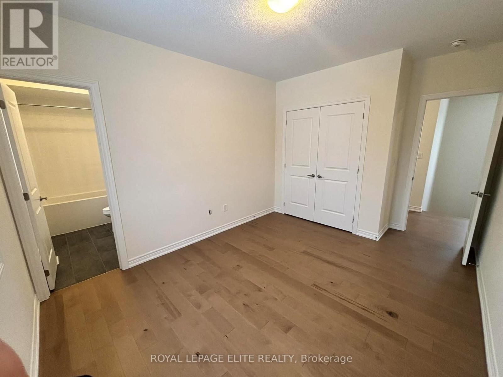 












23 ADDISON STREET

,
Caledon,




Ontario
L7C4P6

