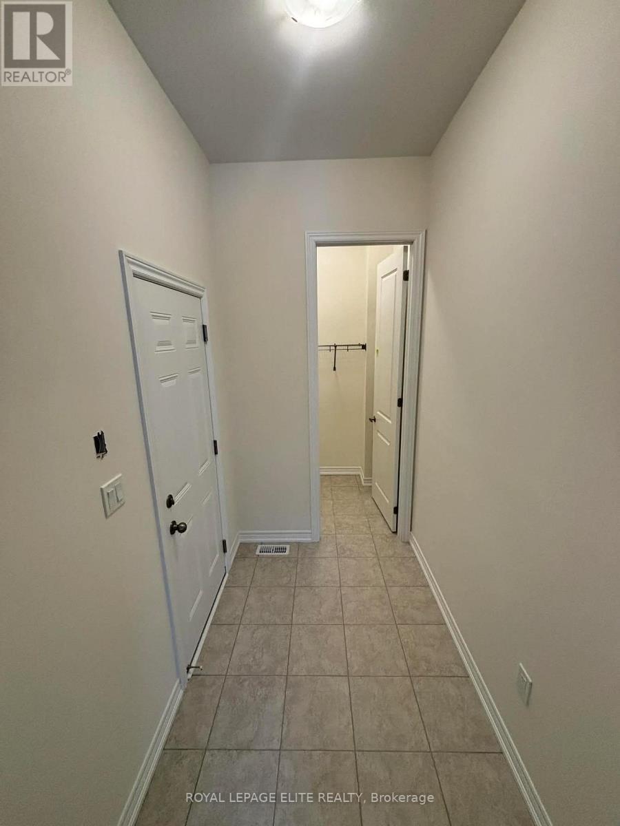 












23 ADDISON STREET

,
Caledon,




Ontario
L7C4P6

