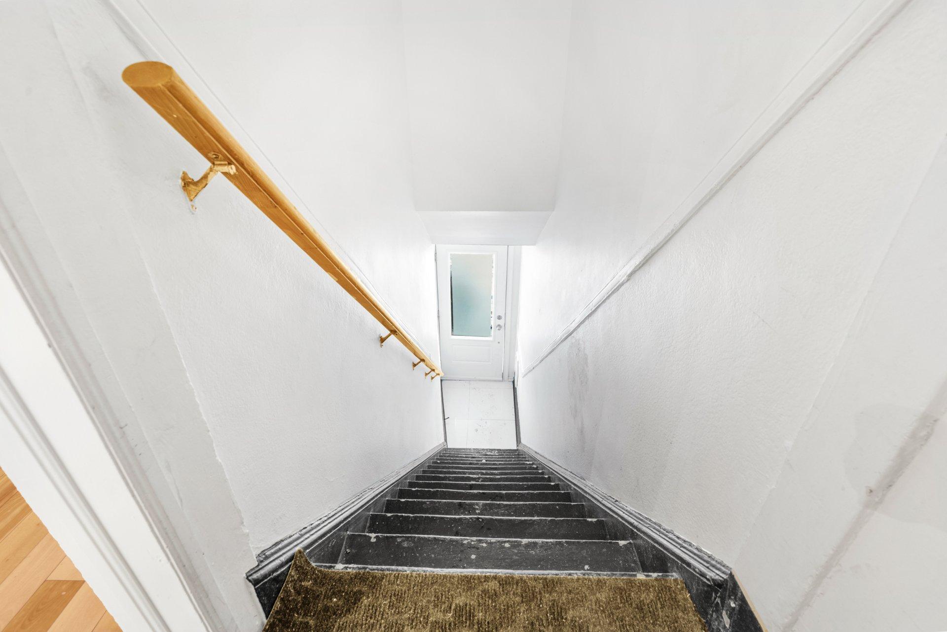 









1908


Rue St-Clément

,
Montréal (Mercier/Hochelaga-Maisonneuve),




QC
H1V3E6

