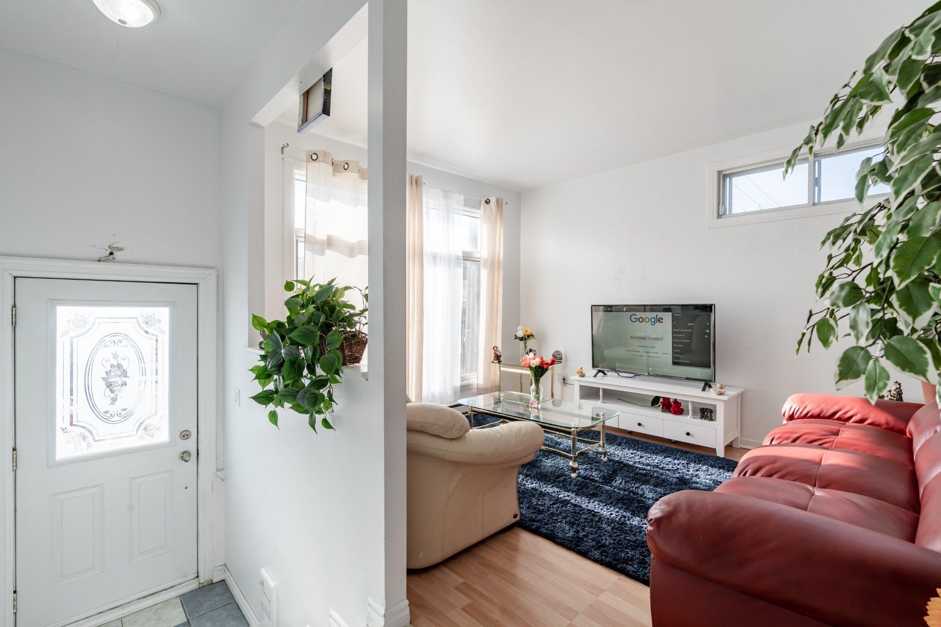 









21

 - 21C


Rue Tourangeau O.

,
Laval (Laval-des-Rapides),




QC
H7N2B6

