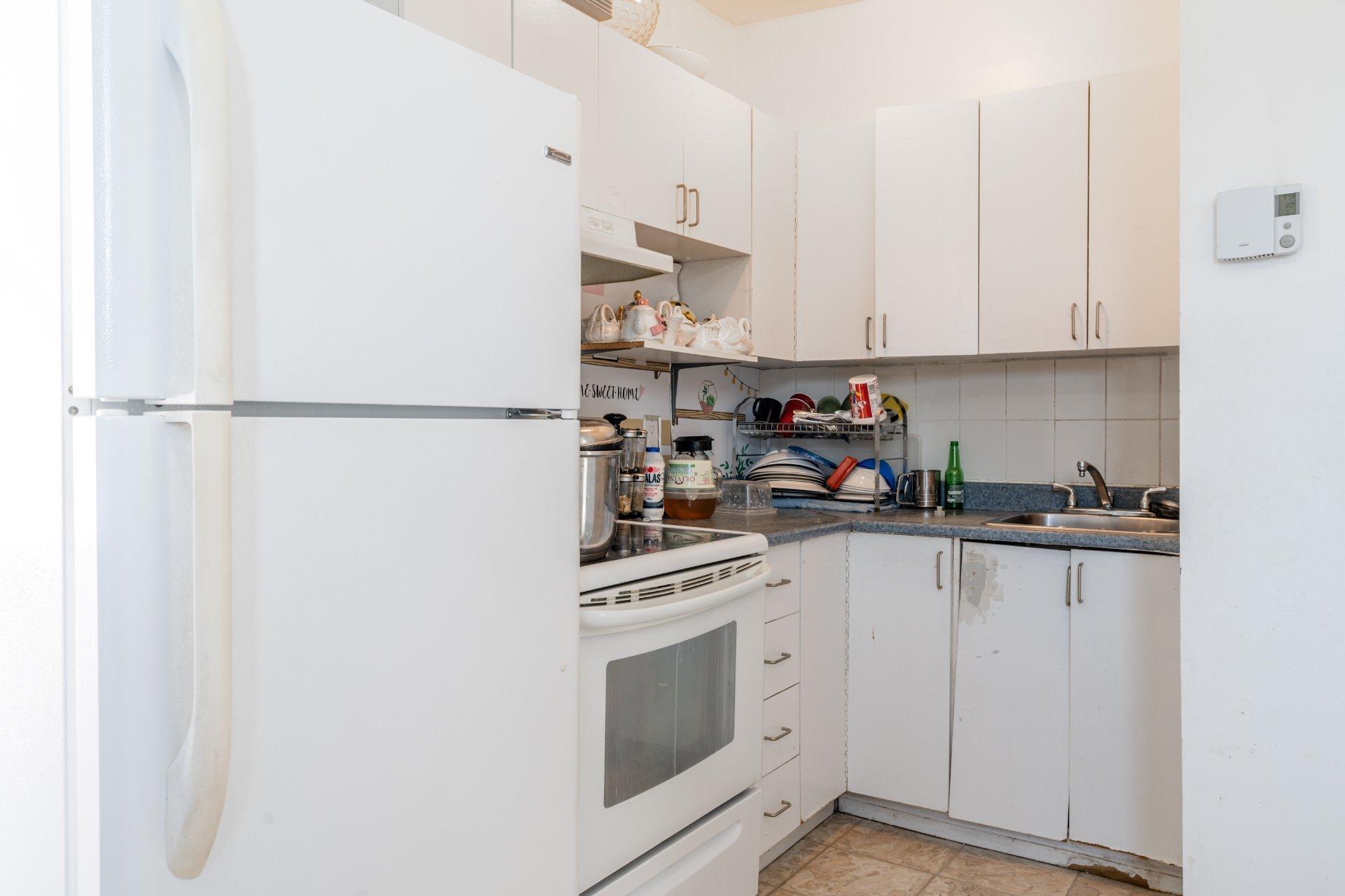 









21

 - 21C


Rue Tourangeau O.

,
Laval (Laval-des-Rapides),




QC
H7N2B6

