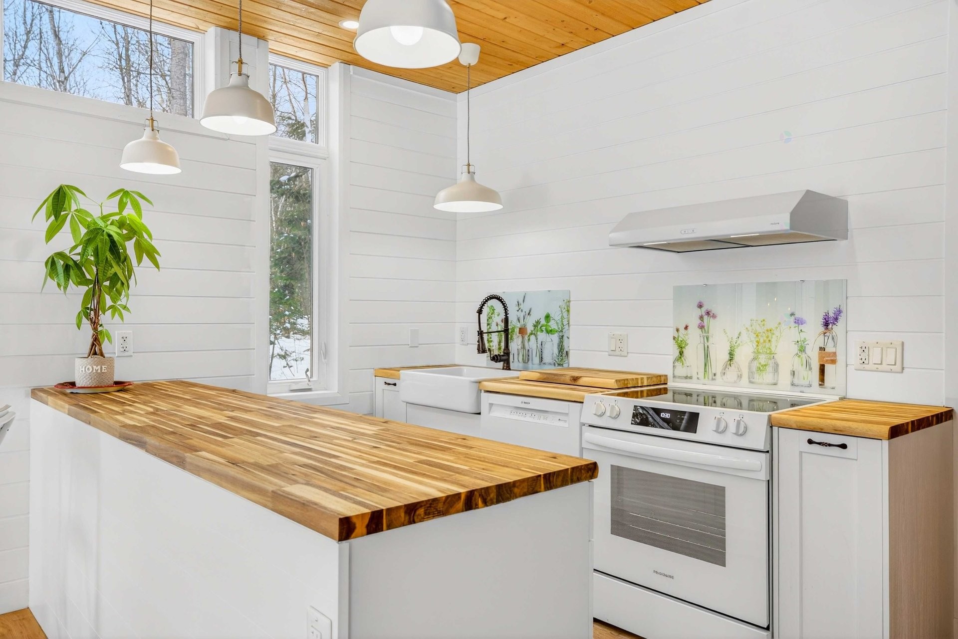 









11


Ch. des Idéalistes

,
La Conception,




QC
J0T1M0

