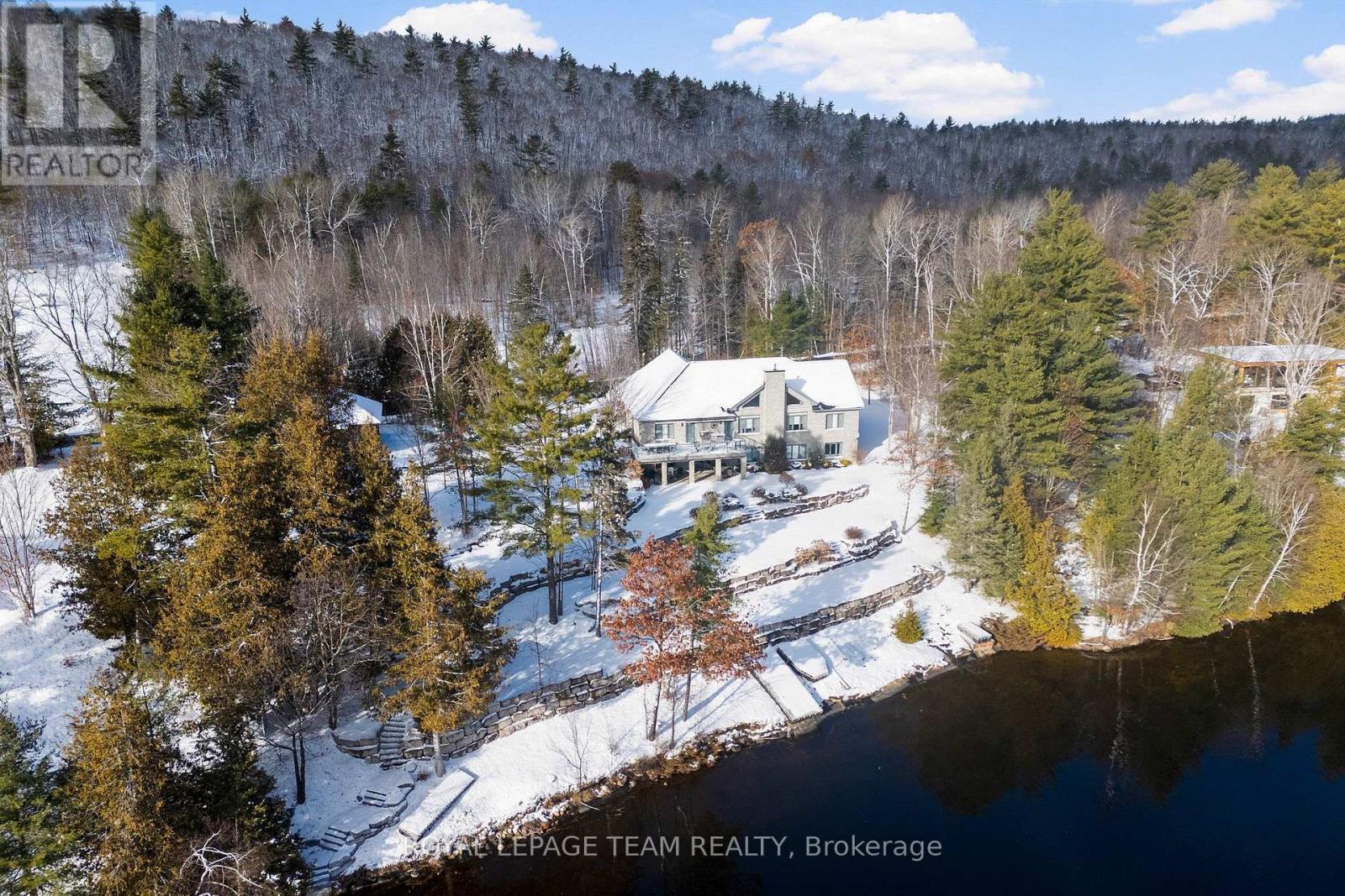 












2803 CENTENNIAL LAKE ROAD

,
Greater Madawaska,




Ontario
K0J1H0


