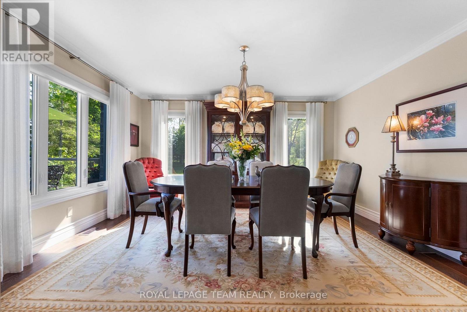 












2803 CENTENNIAL LAKE ROAD

,
Greater Madawaska,




Ontario
K0J1H0

