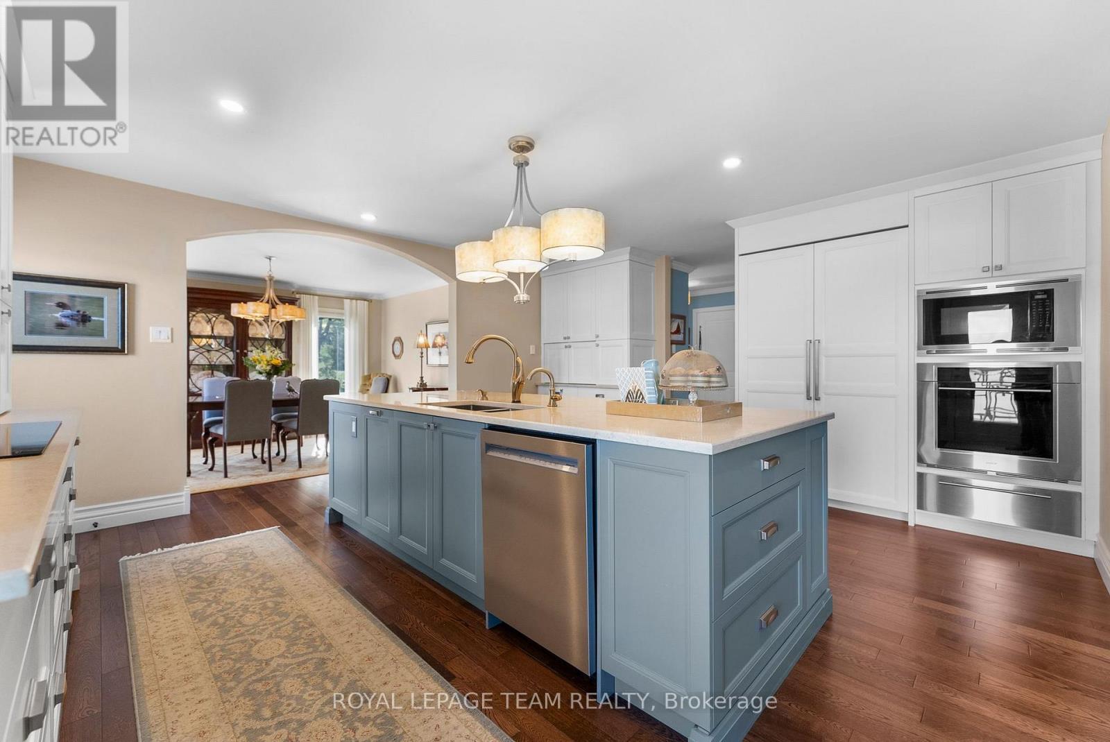 












2803 CENTENNIAL LAKE ROAD

,
Greater Madawaska,




Ontario
K0J1H0

