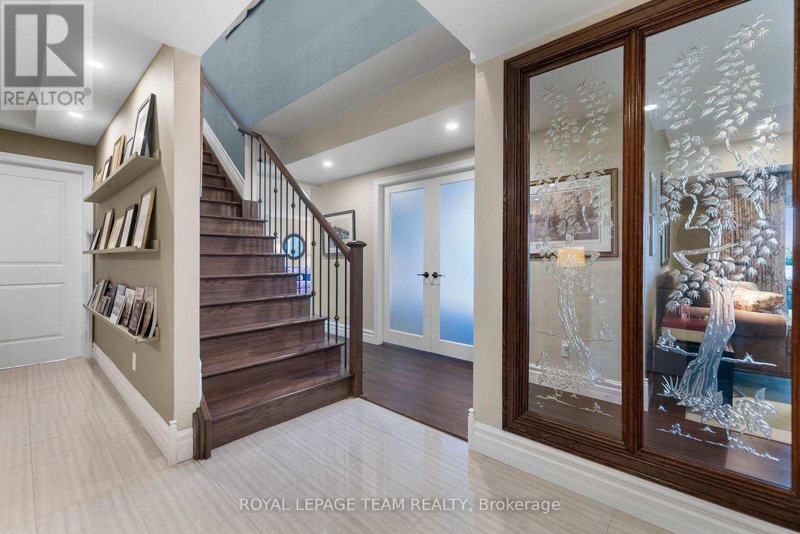 












2803 CENTENNIAL LAKE ROAD

,
Greater Madawaska,




Ontario
K0J1H0

