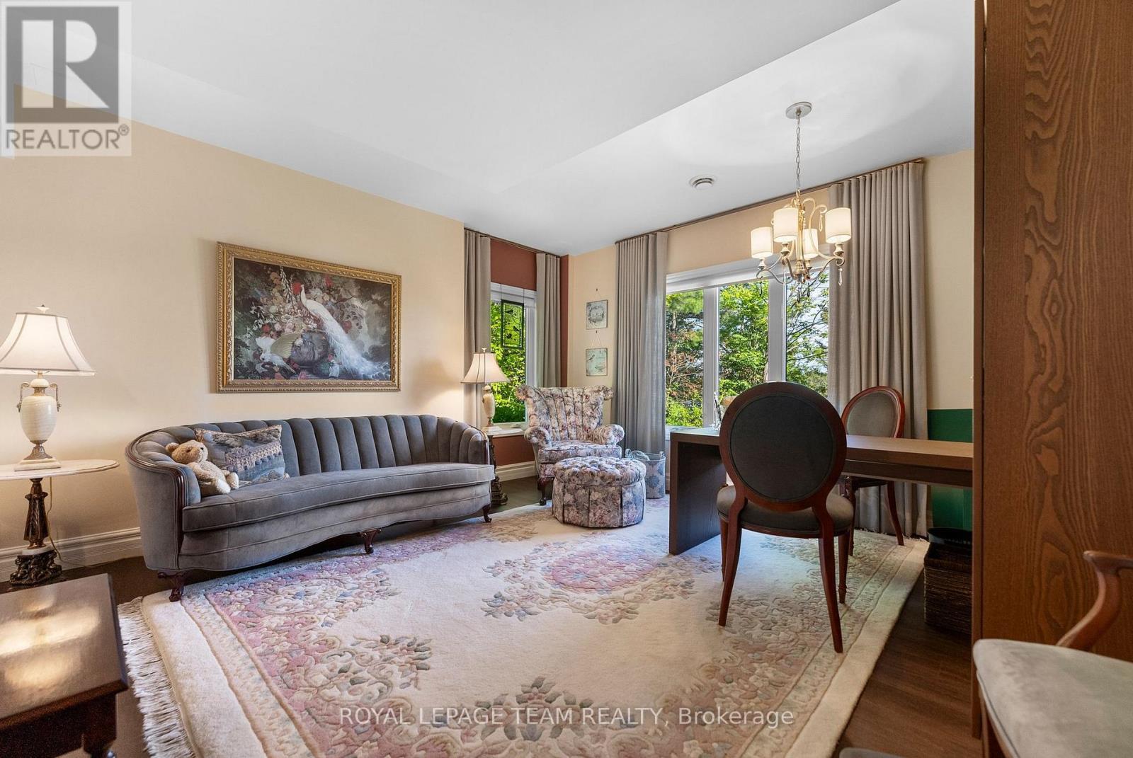 












2803 CENTENNIAL LAKE ROAD

,
Greater Madawaska,




Ontario
K0J1H0

