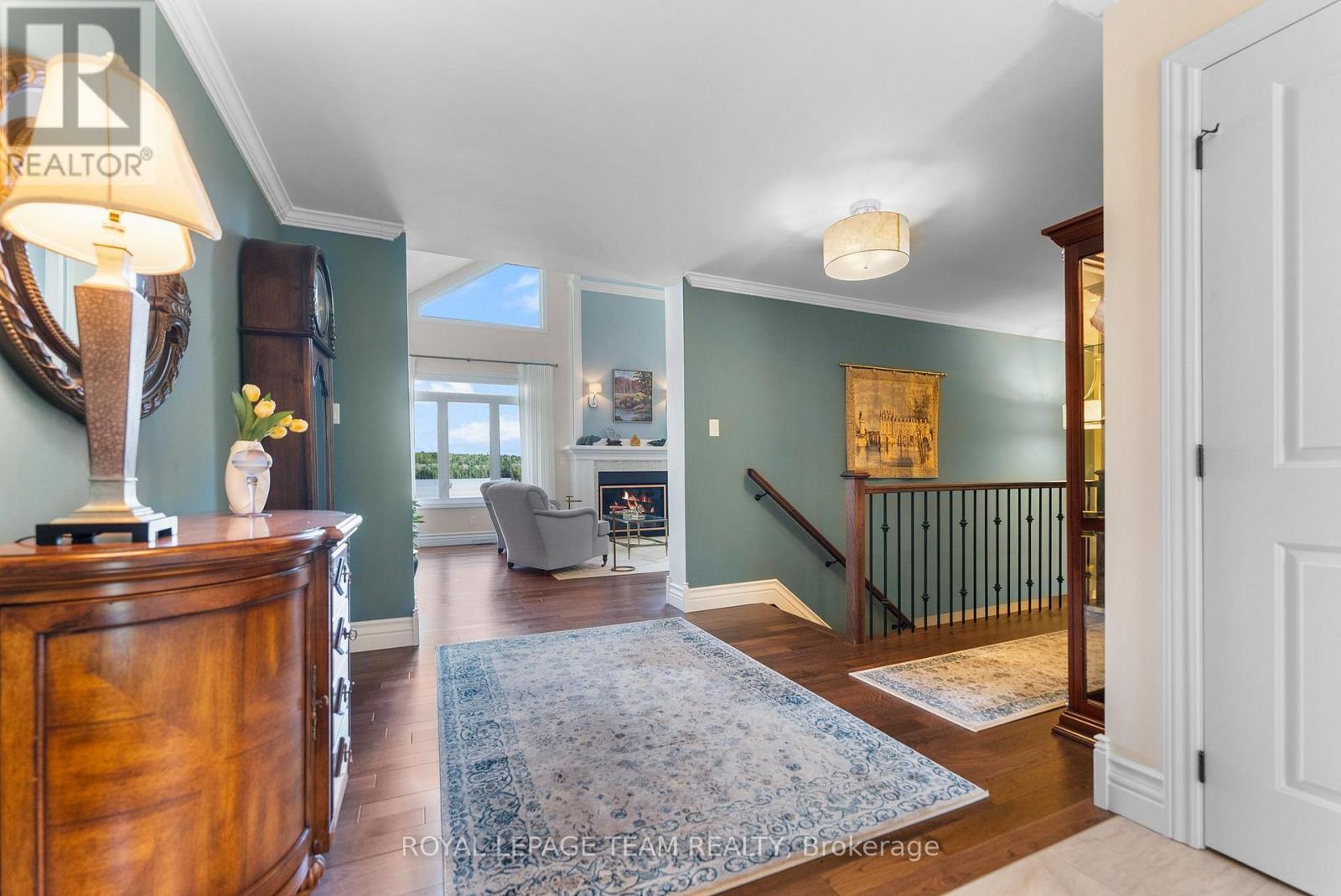 












2803 CENTENNIAL LAKE ROAD

,
Greater Madawaska,




Ontario
K0J1H0

