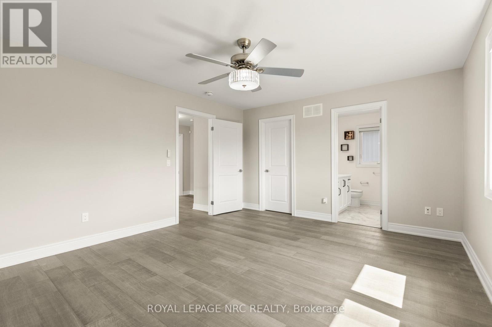 












25 AUTUMN AVENUE

,
Thorold,




Ontario
L2V0H2

